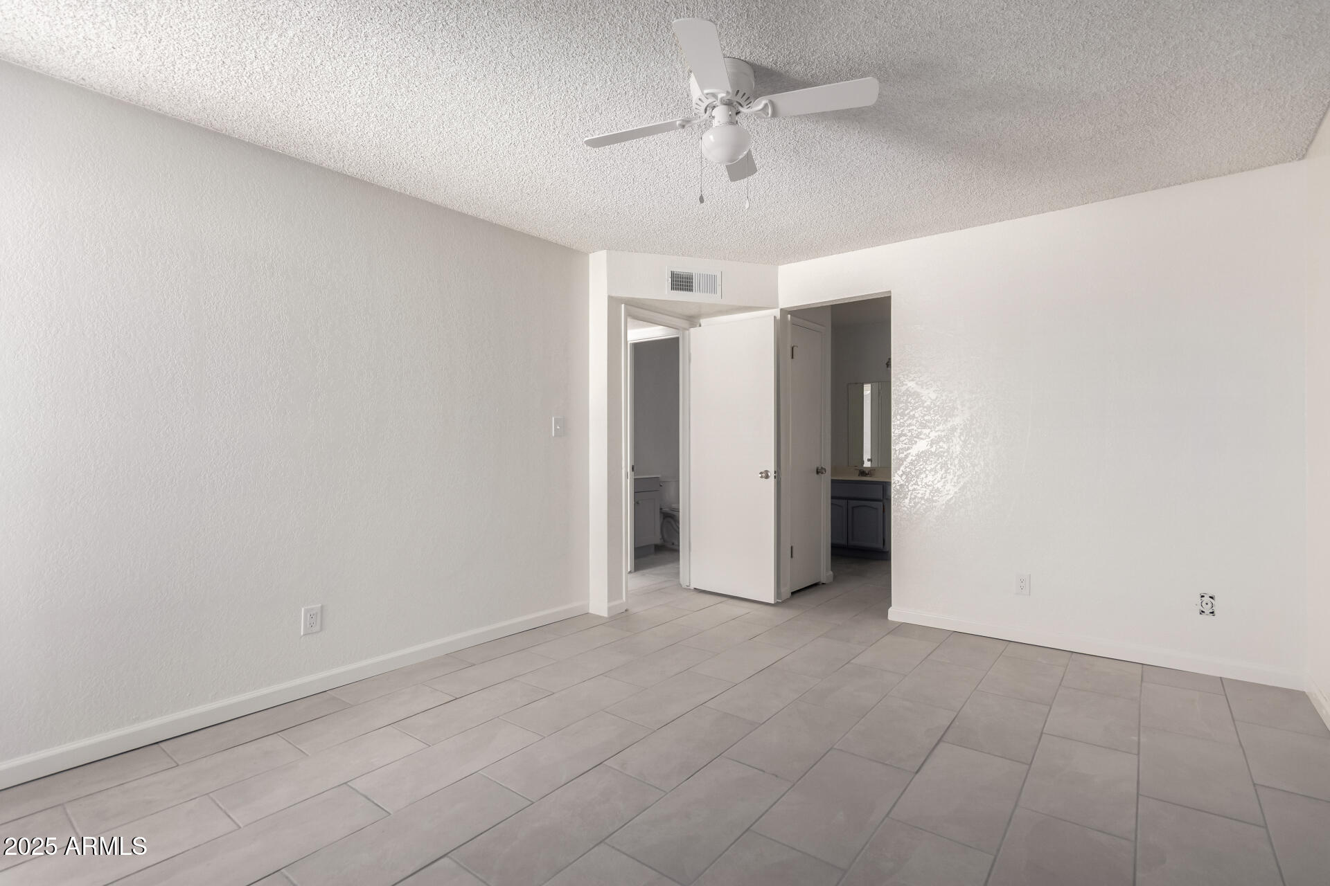 COLONIA GRANADA UNIT 5 - Residential Lease