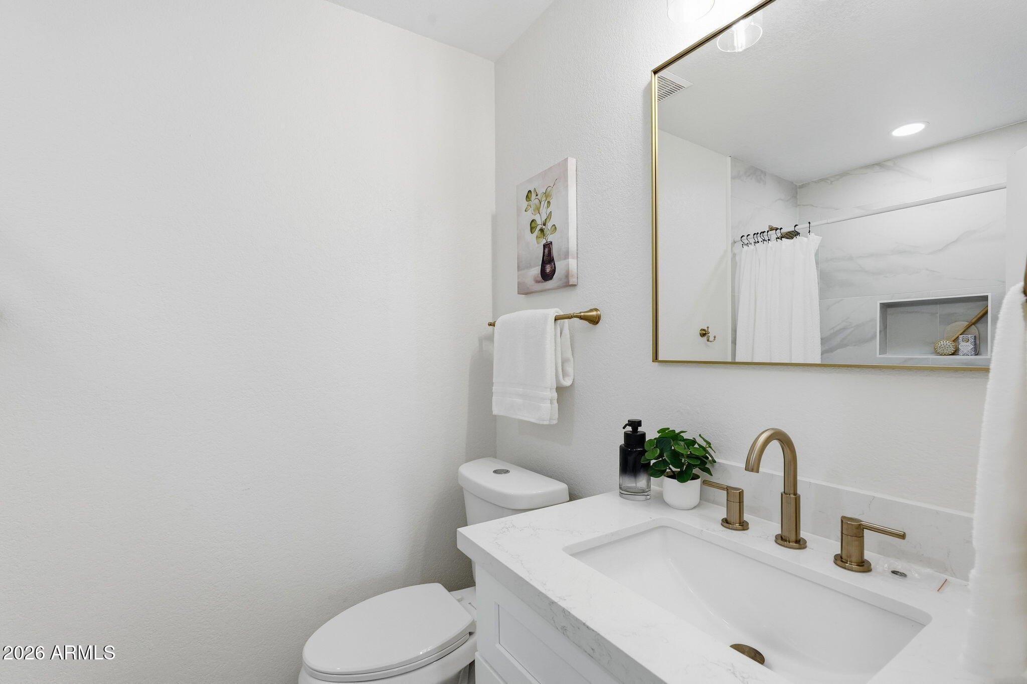 LA VIDA SERENA ESTATES - Residential