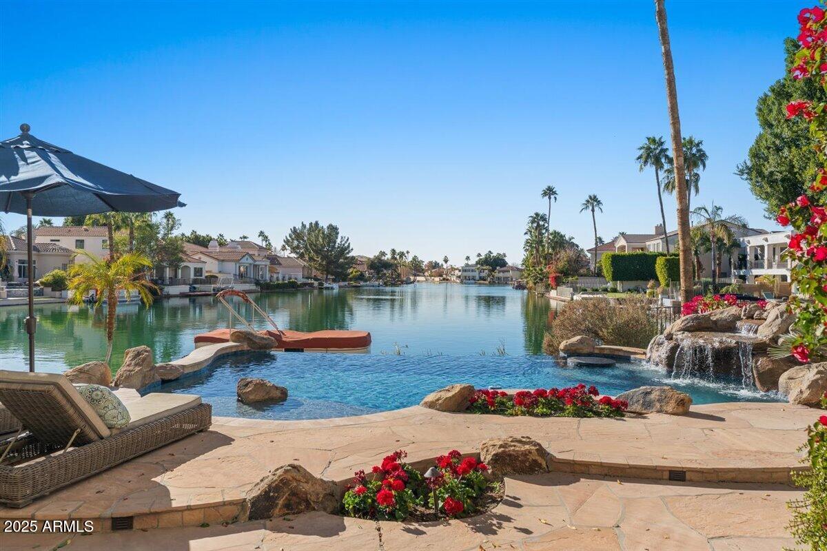 WEST LAKE ESTATES - Residential