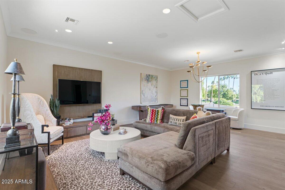 WEST LAKE ESTATES - Residential