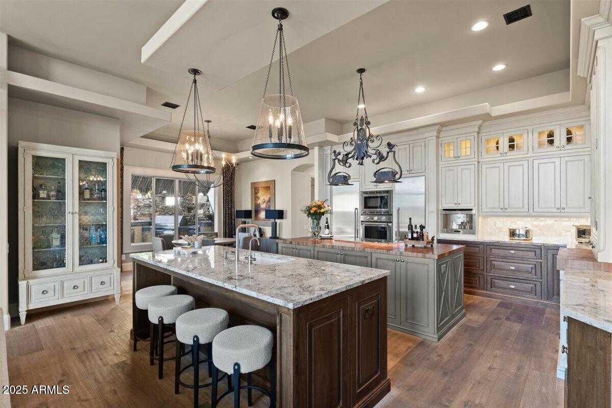 WEST LAKE ESTATES - Residential