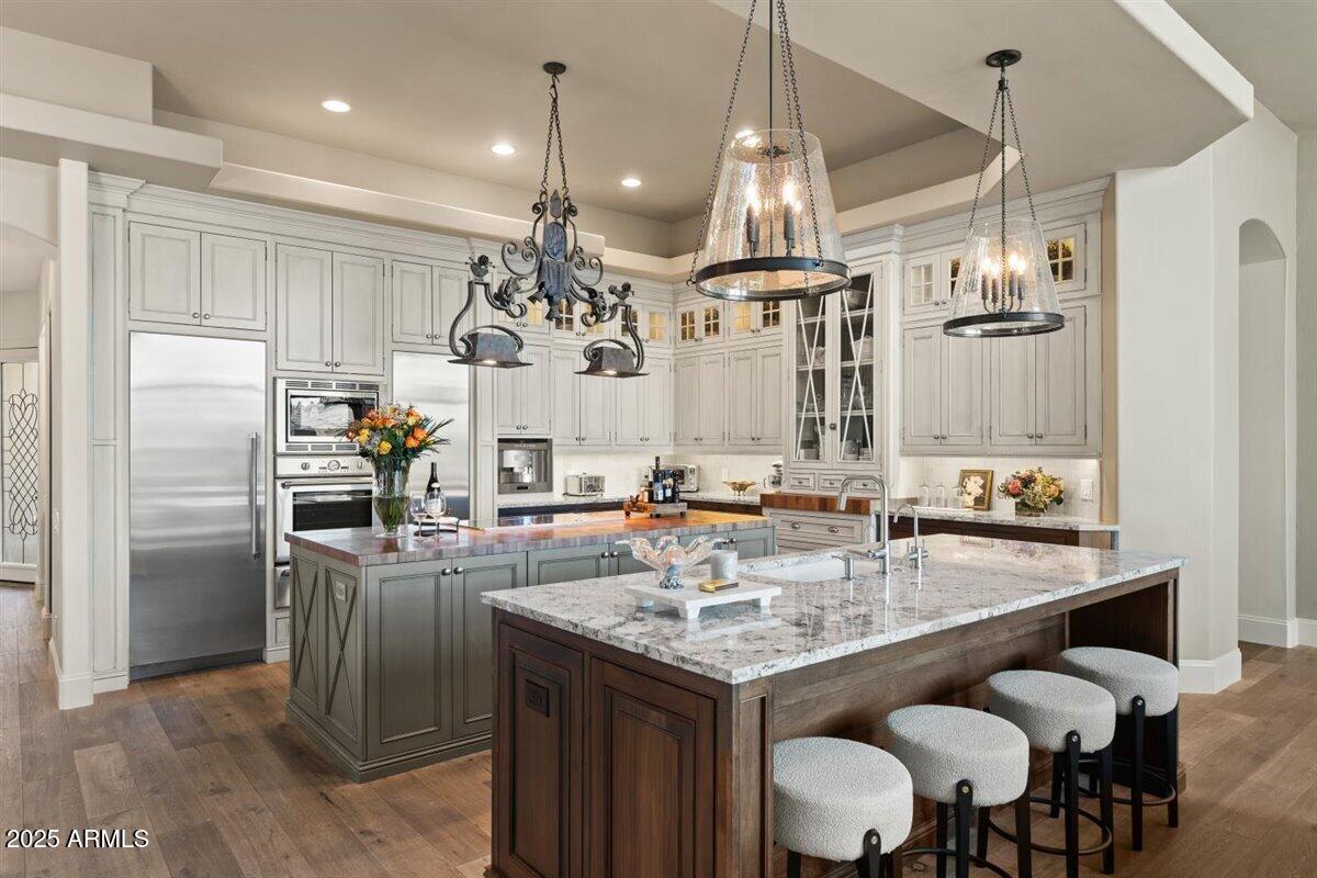 WEST LAKE ESTATES - Residential