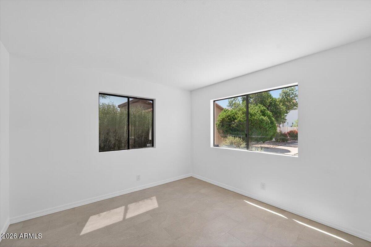 MISTWOOD CONDOMINIUMS - Residential