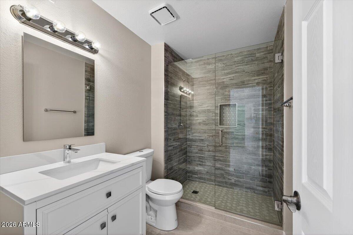 MISTWOOD CONDOMINIUMS - Residential