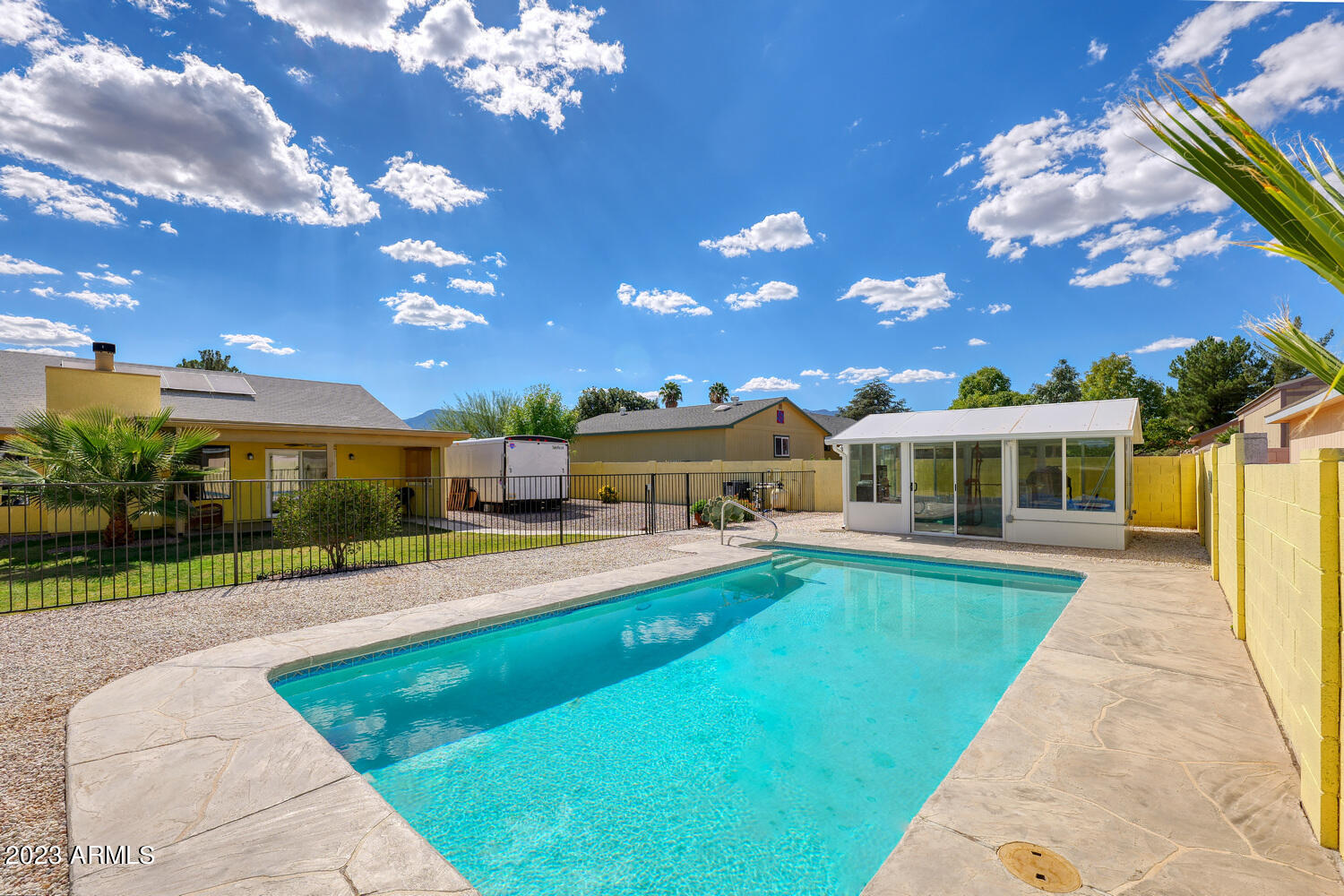 SANDALWOOD - Residential
