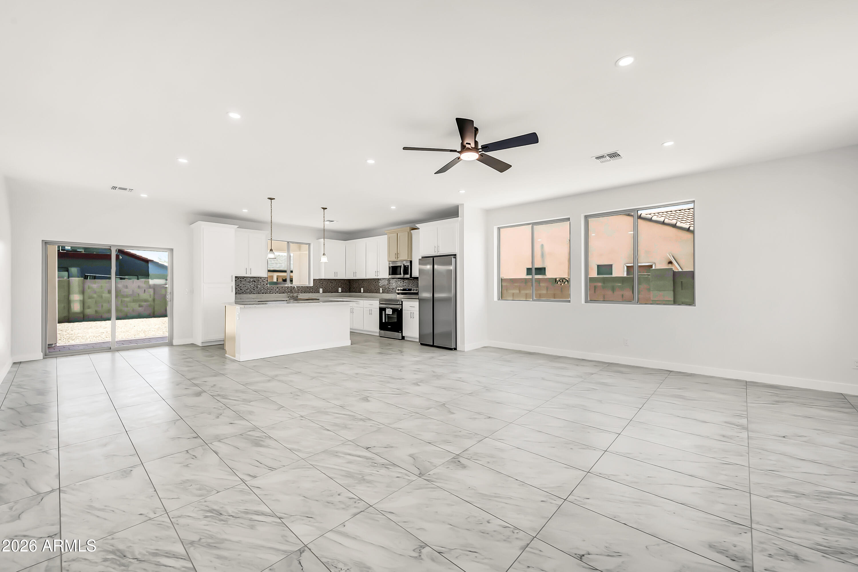 ARIZONA CITY UNIT SEVEN - Residential