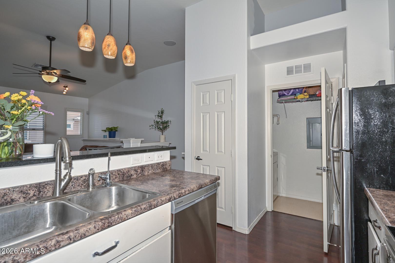 RENAISSANCE VILLAS ON THE PARK CONDOMINIUM - Residential