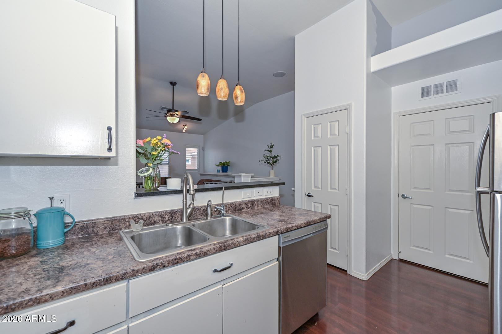 RENAISSANCE VILLAS ON THE PARK CONDOMINIUM - Residential