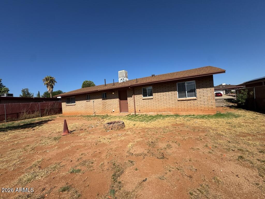 VISTA VILLAGE 3 - Residential