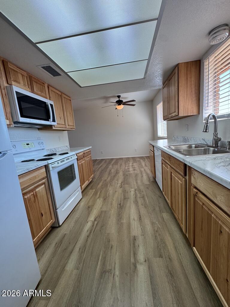 VISTA VILLAGE 3 - Residential