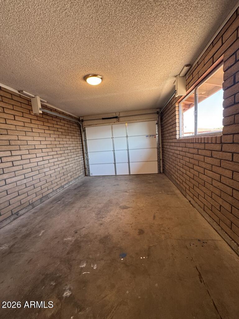 VISTA VILLAGE 3 - Residential