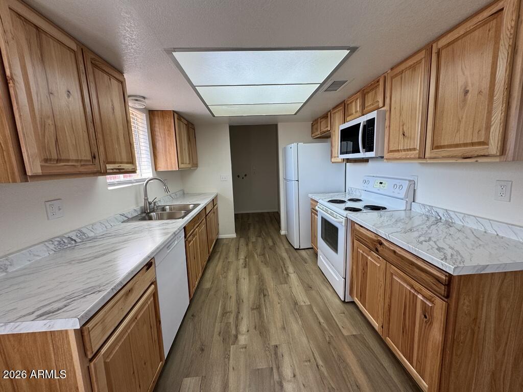 VISTA VILLAGE 3 - Residential