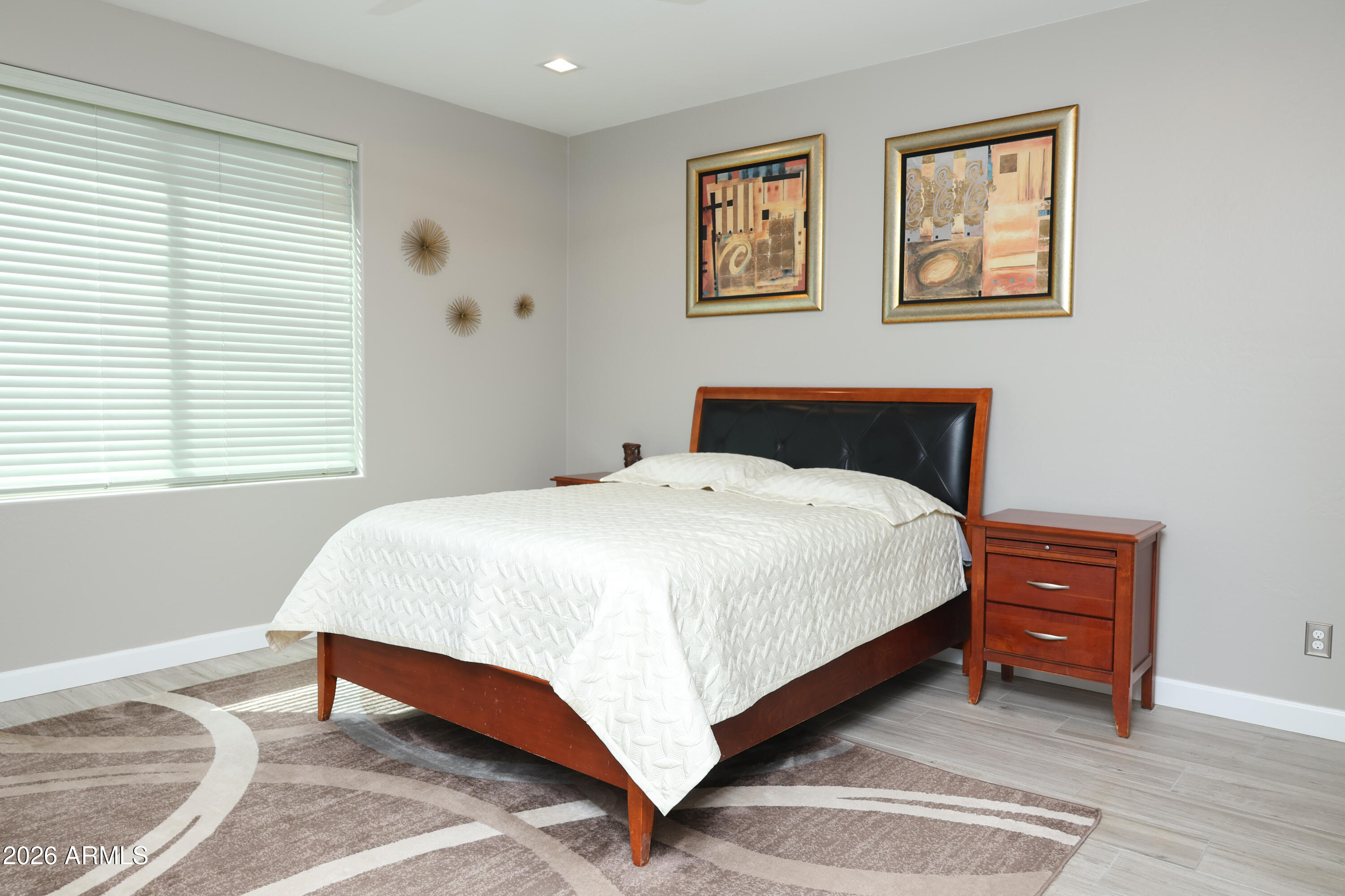 MOUNTAIN GATE - Residential
