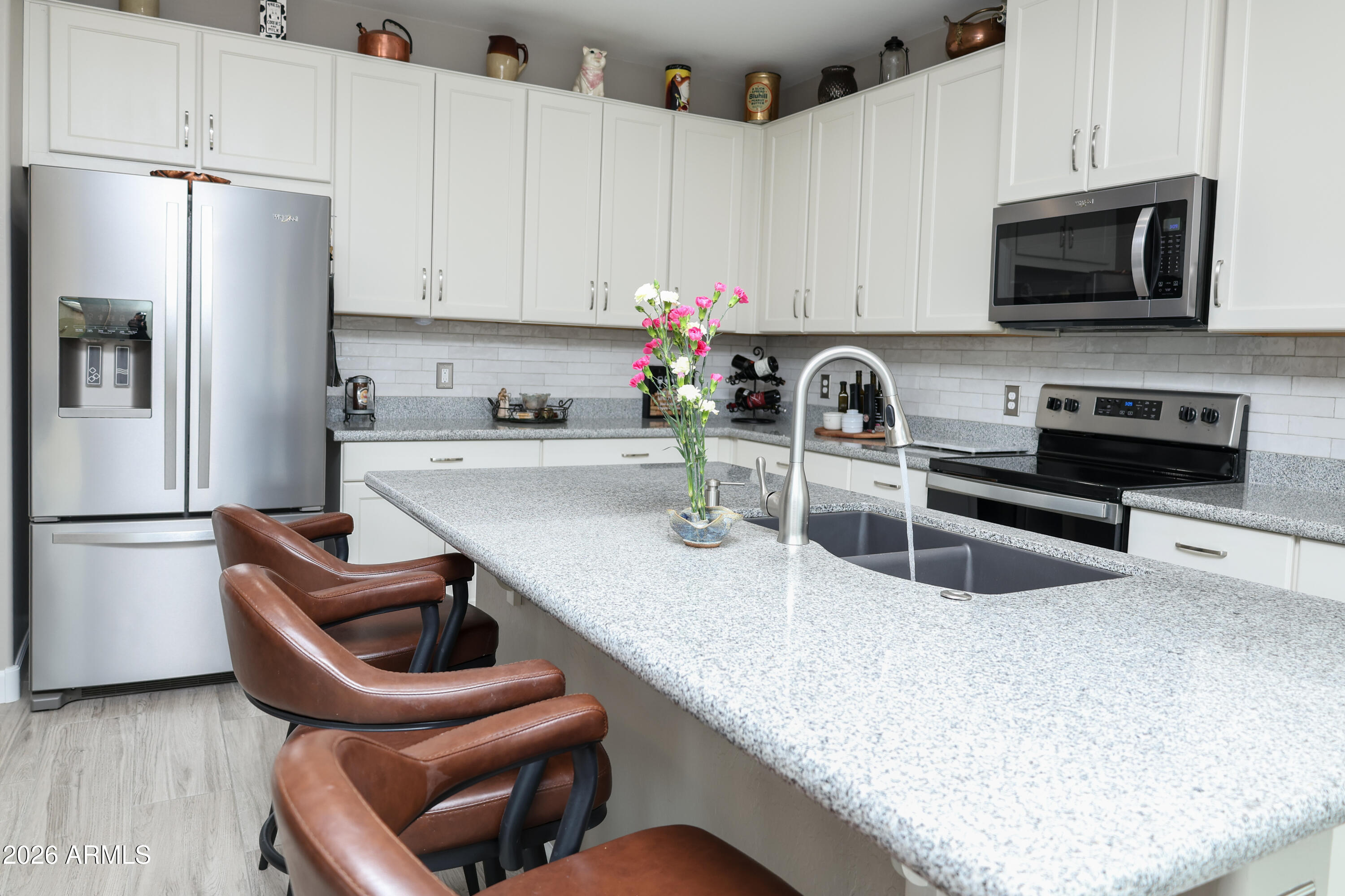 MOUNTAIN GATE - Residential