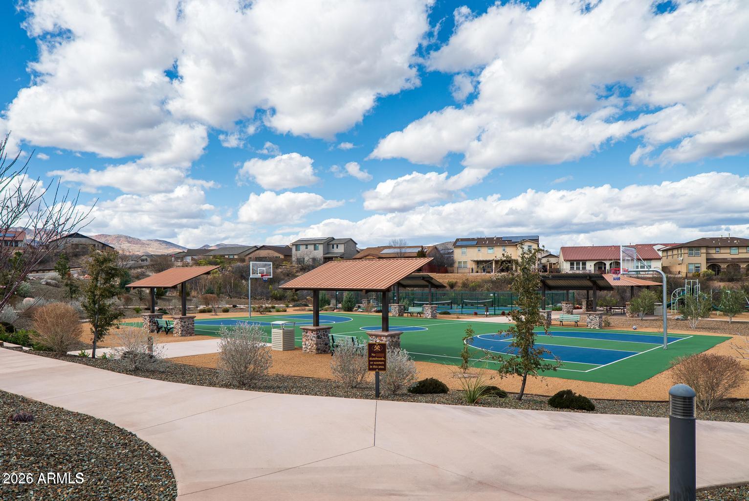MOUNTAIN GATE - Residential
