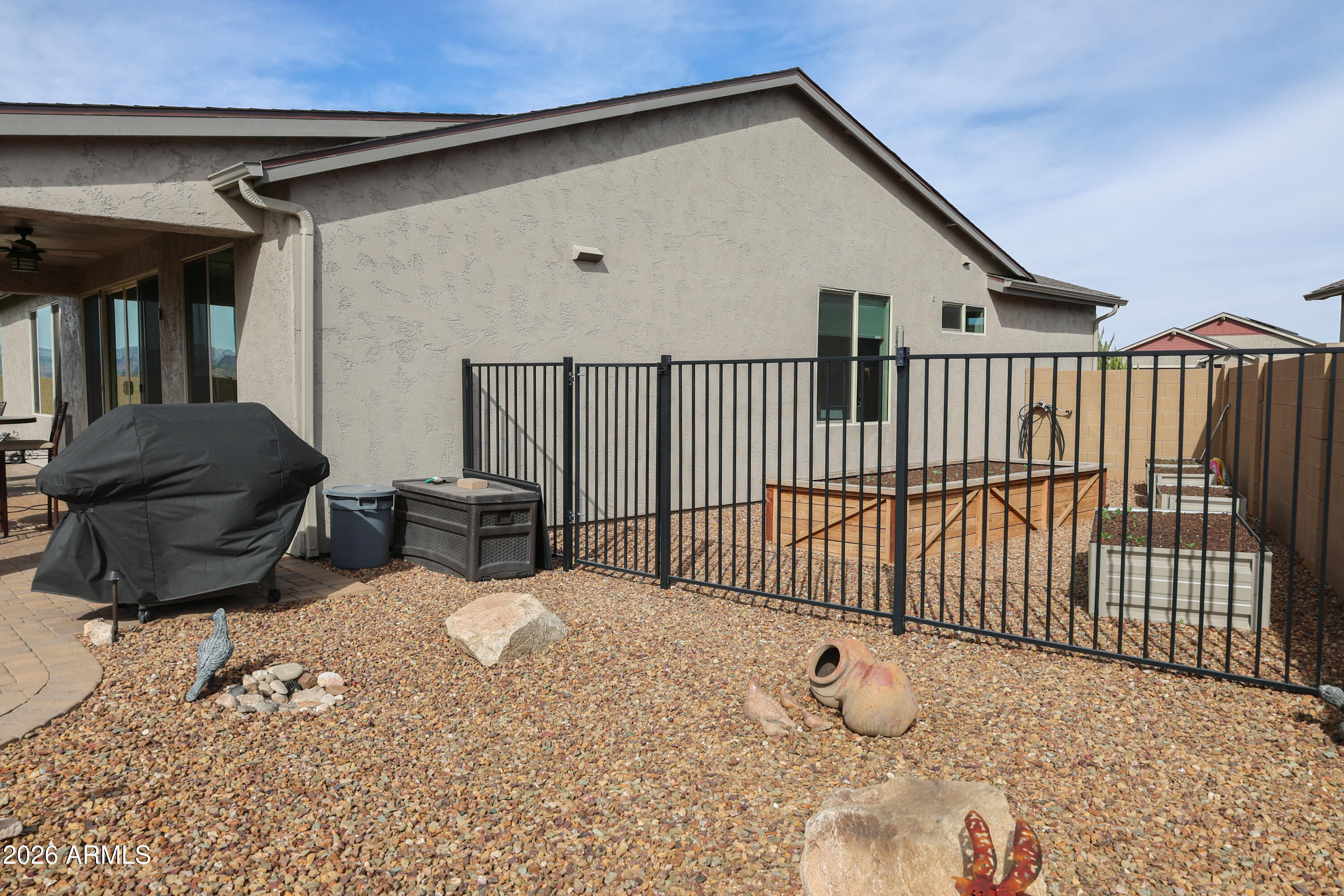 MOUNTAIN GATE - Residential