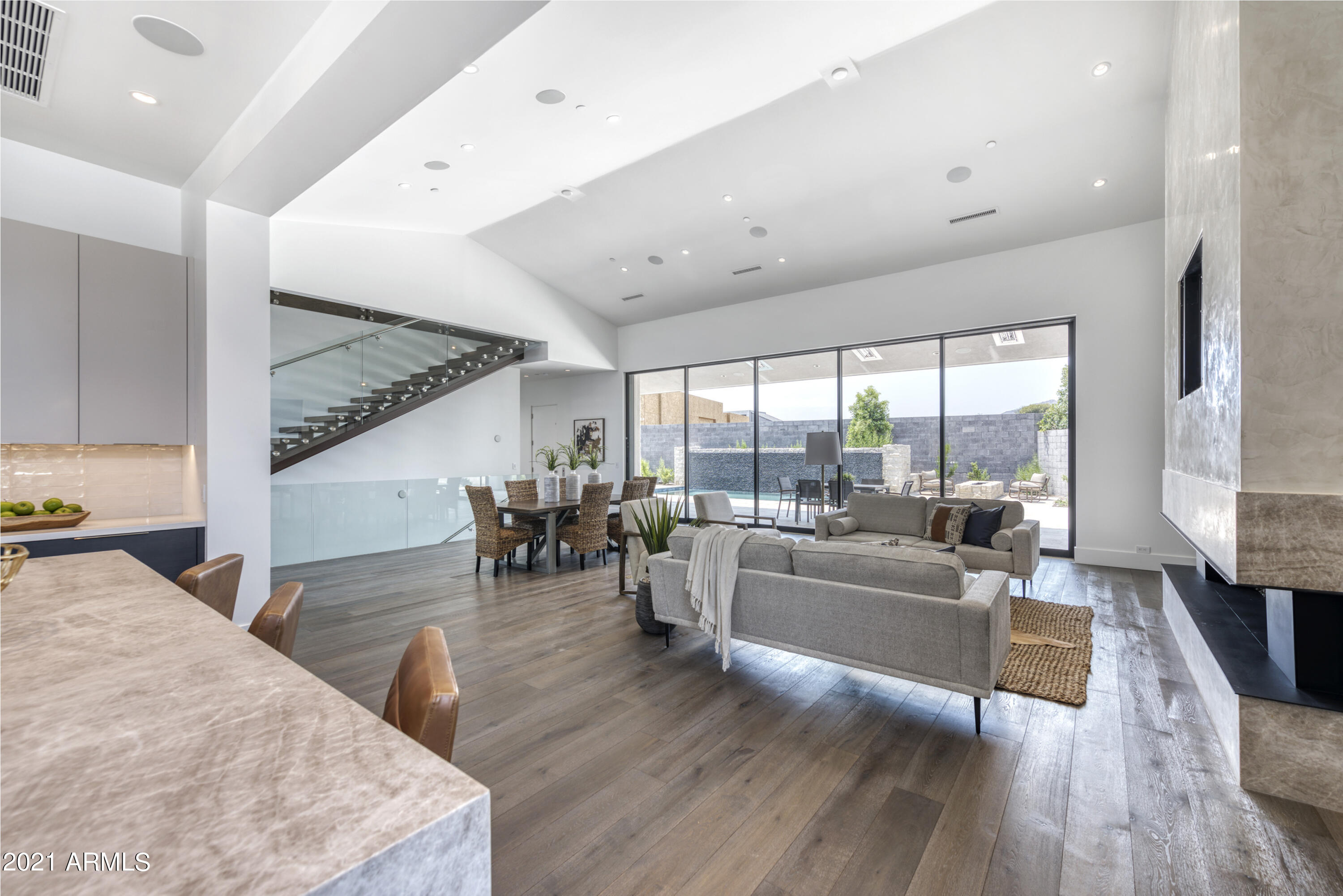 RITZ-CARLTON PARCEL B MCR 1316-06 - Residential