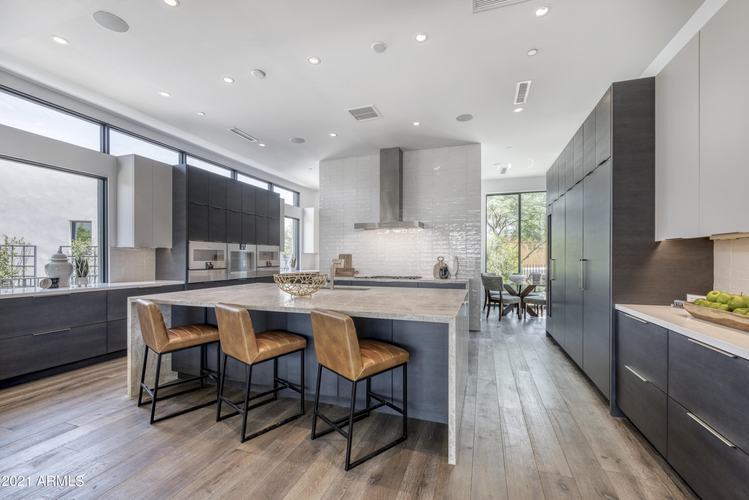 RITZ-CARLTON PARCEL B MCR 1316-06 - Residential