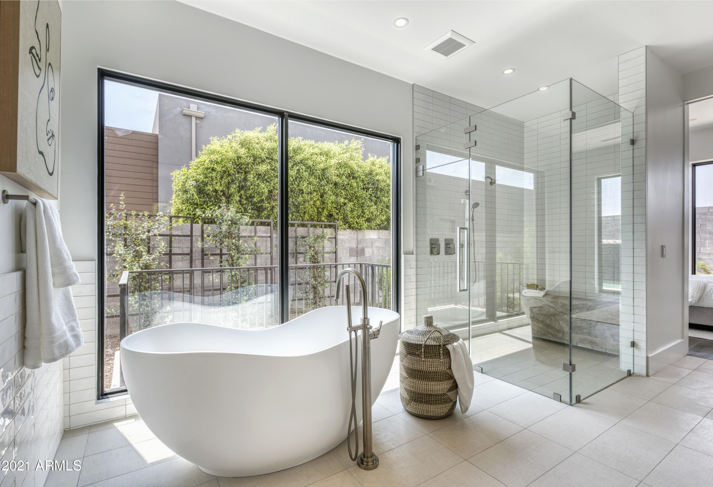 RITZ-CARLTON PARCEL B MCR 1316-06 - Residential