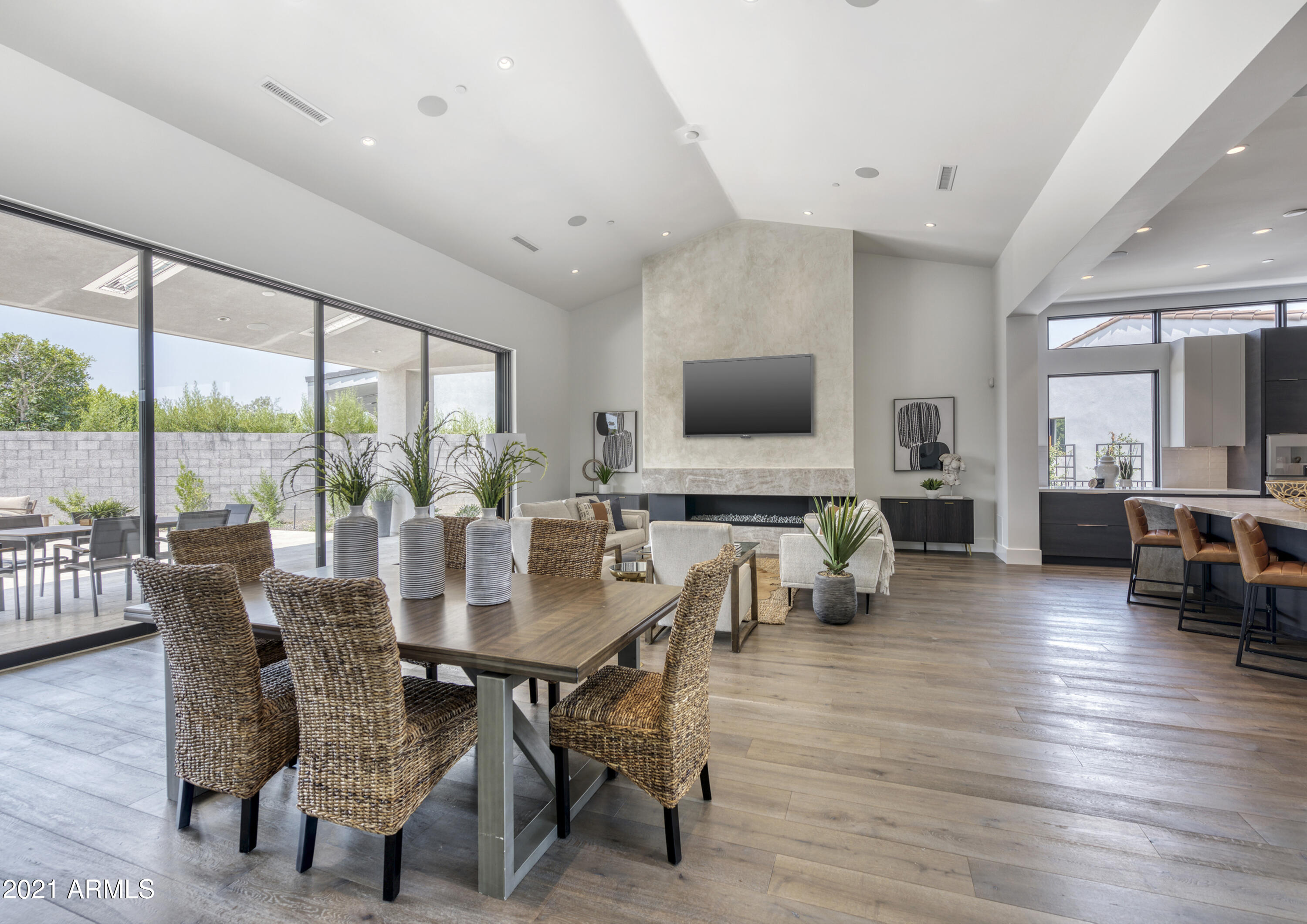 RITZ-CARLTON PARCEL B MCR 1316-06 - Residential