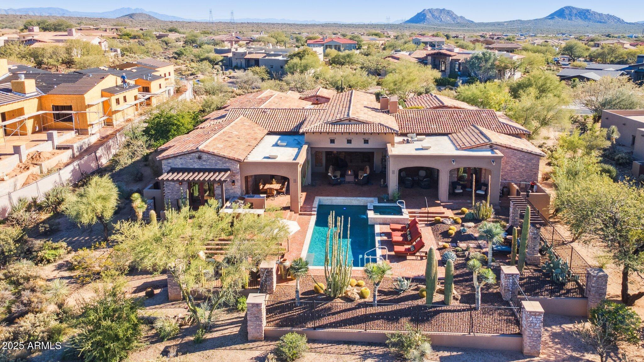 MIRABEL CLUB - Residential