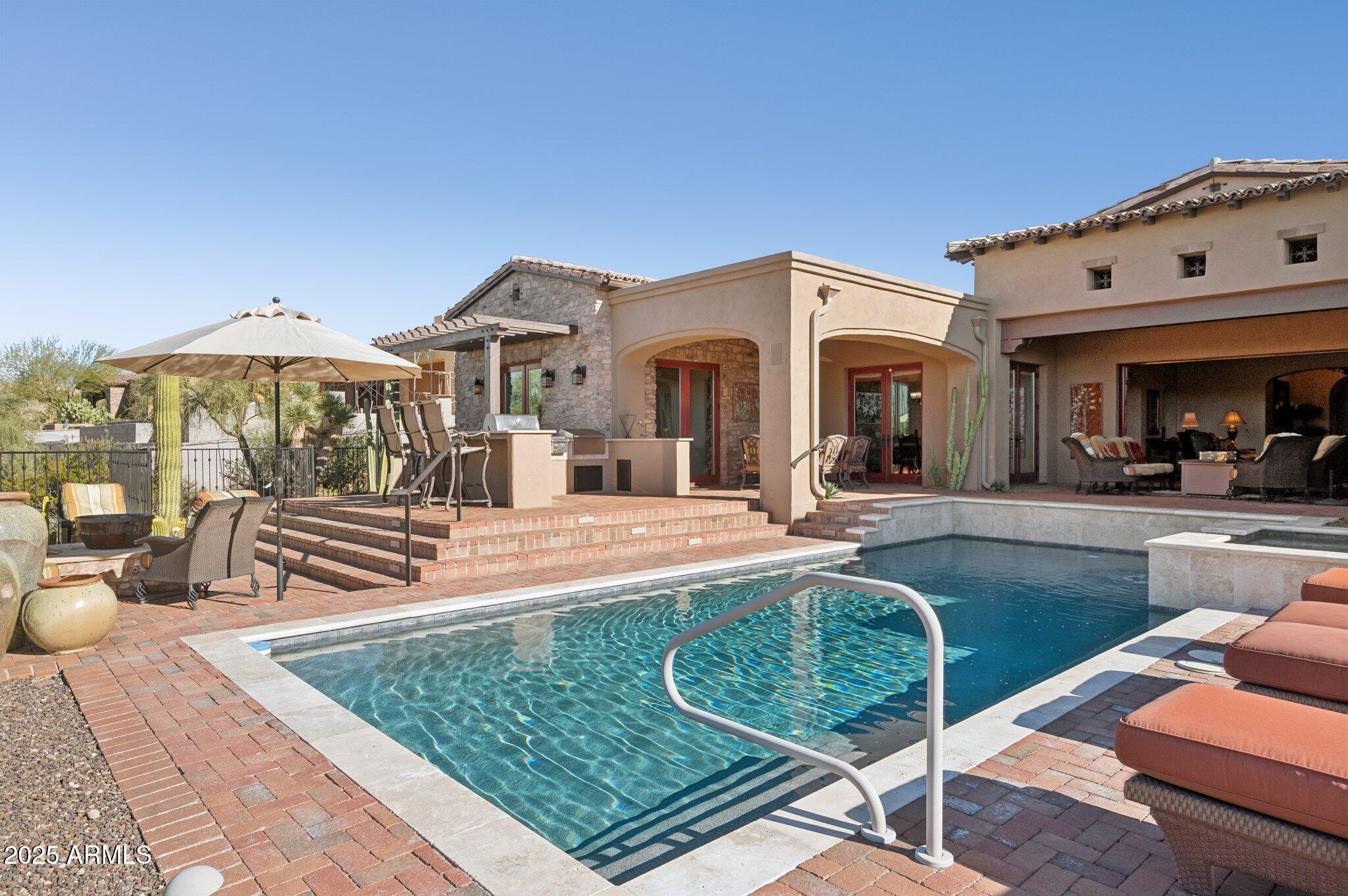MIRABEL CLUB - Residential