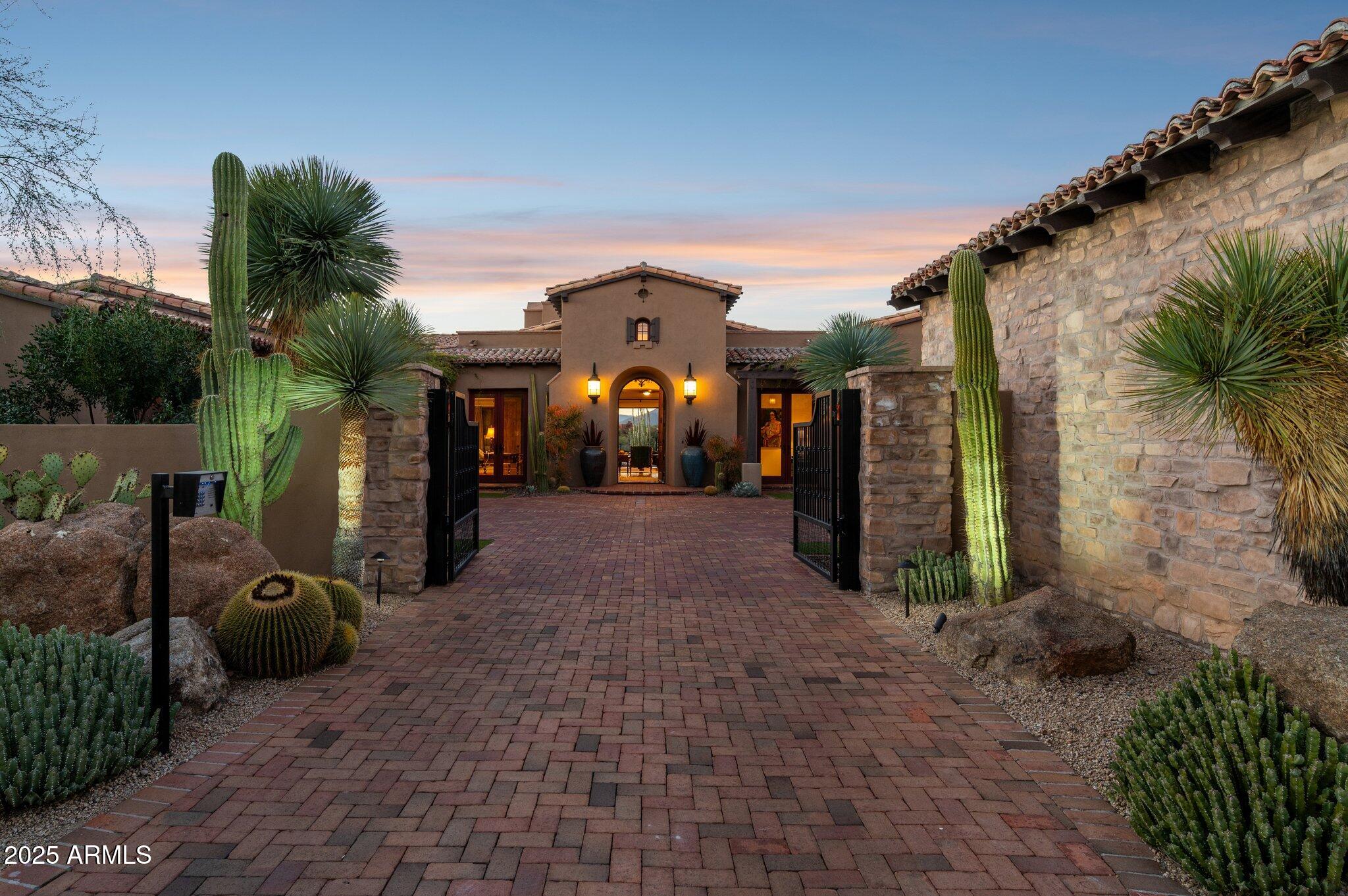 MIRABEL CLUB - Residential