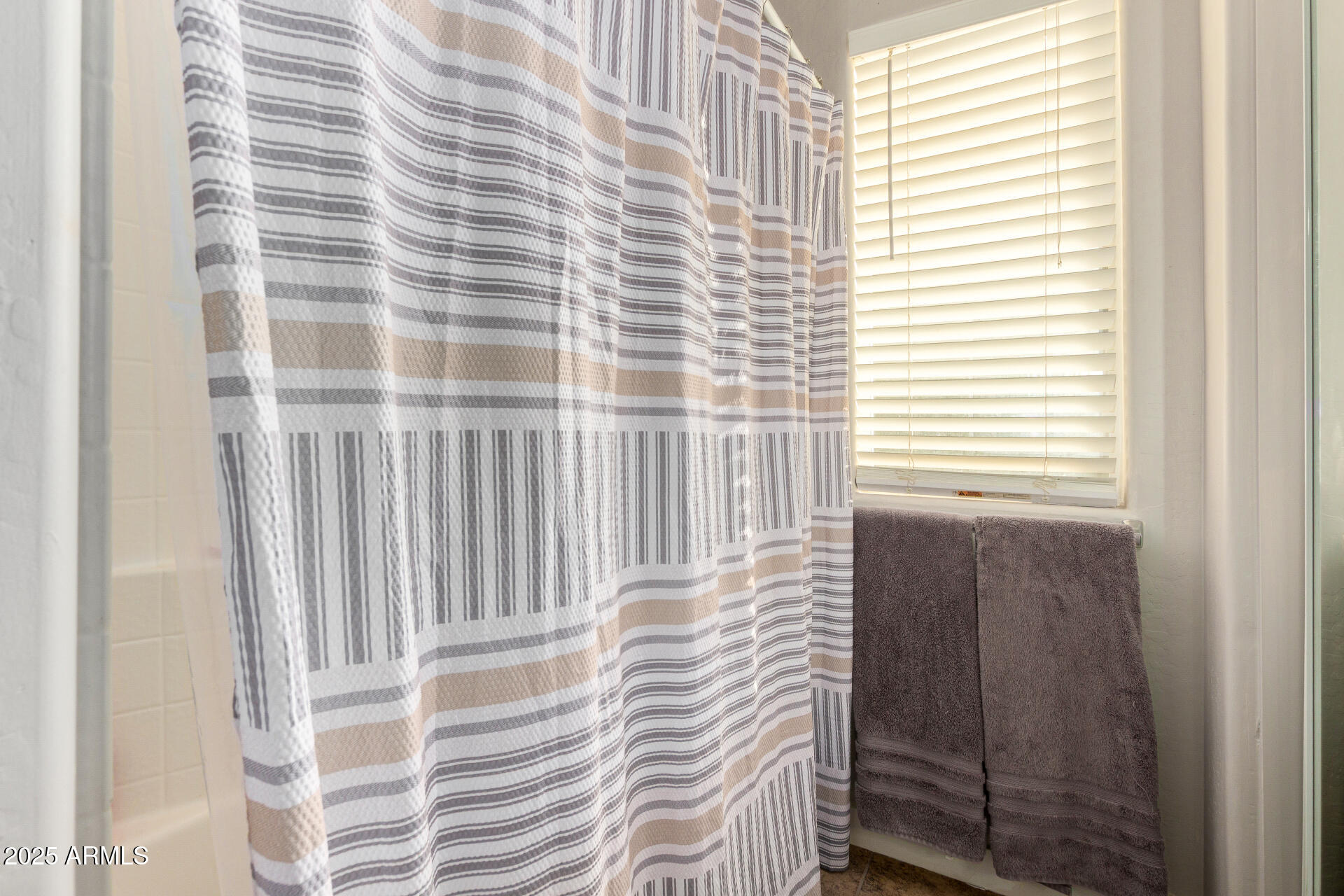 NORTHGLEN - Residential Lease