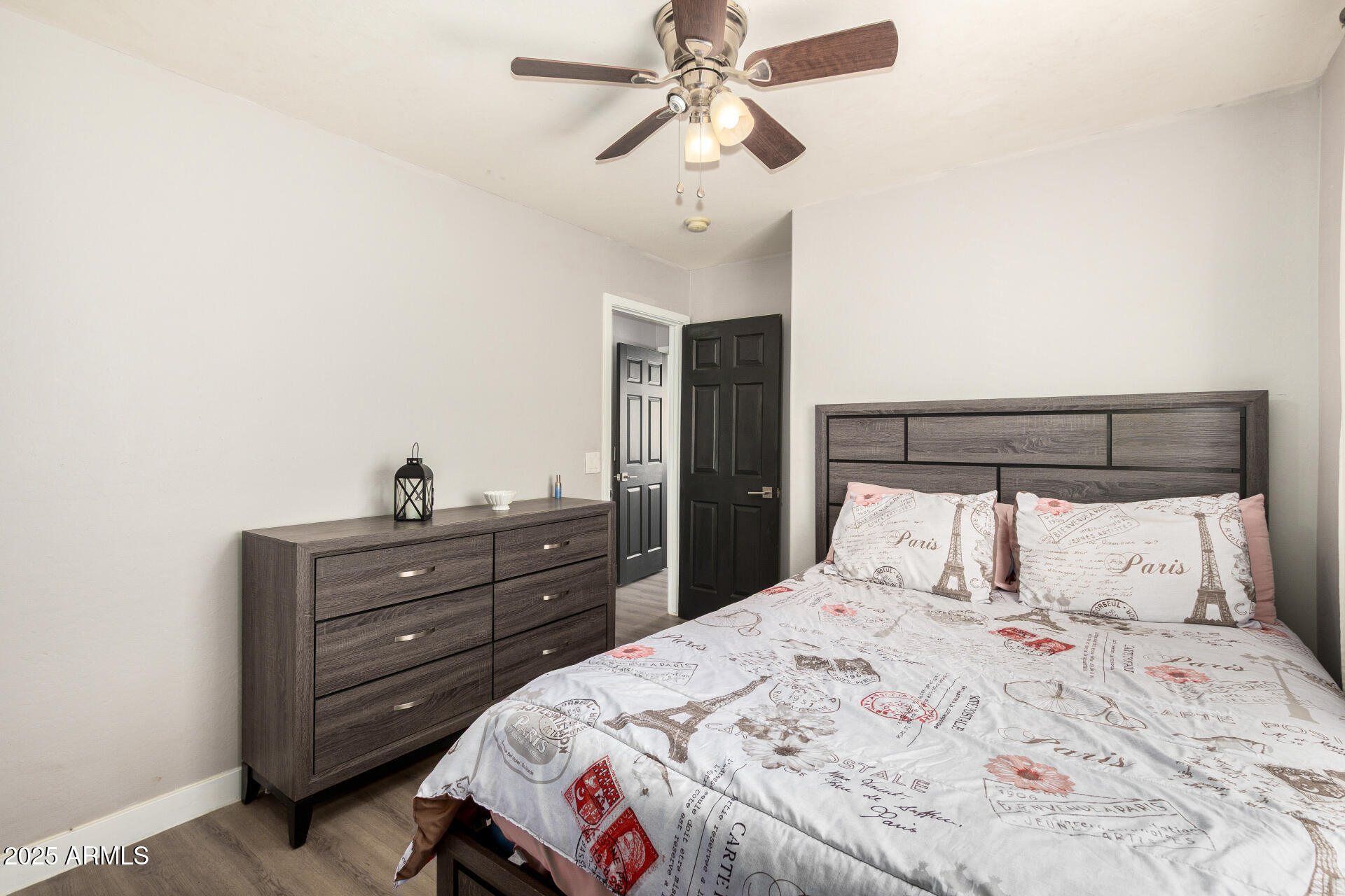 NORTHGLEN - Residential Lease
