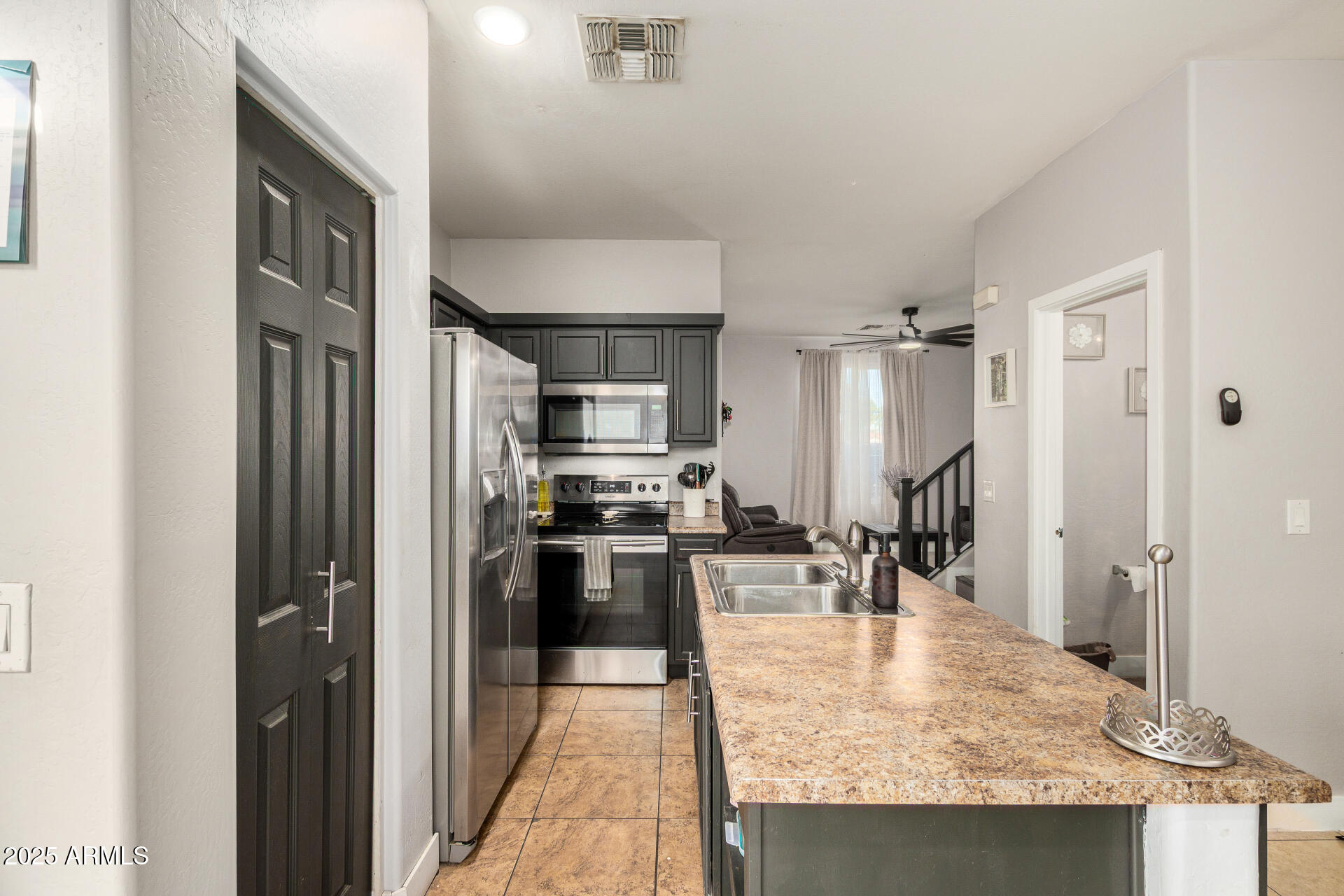 NORTHGLEN - Residential Lease