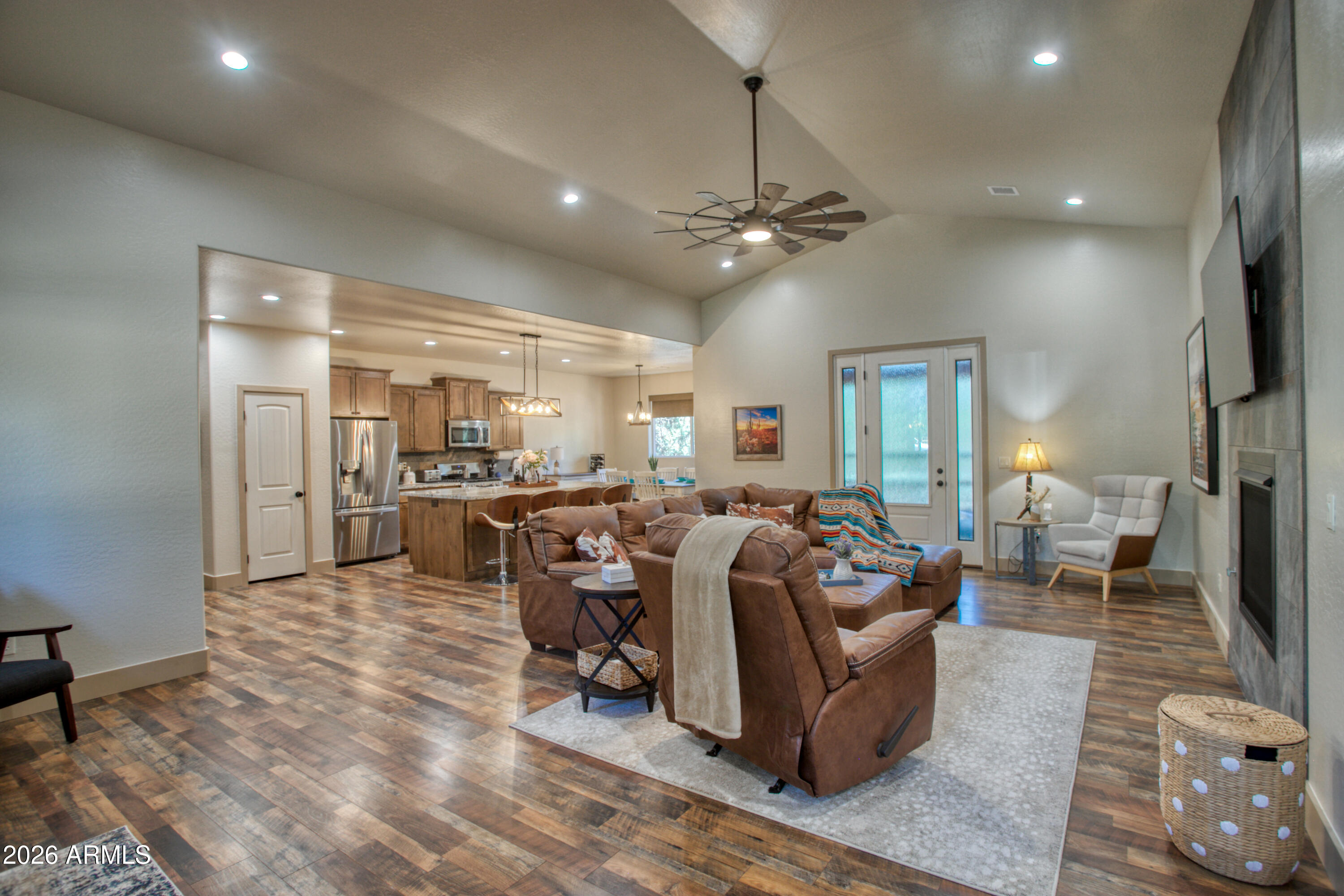 MOUNTAIN GATE UNIT 2 - Residential