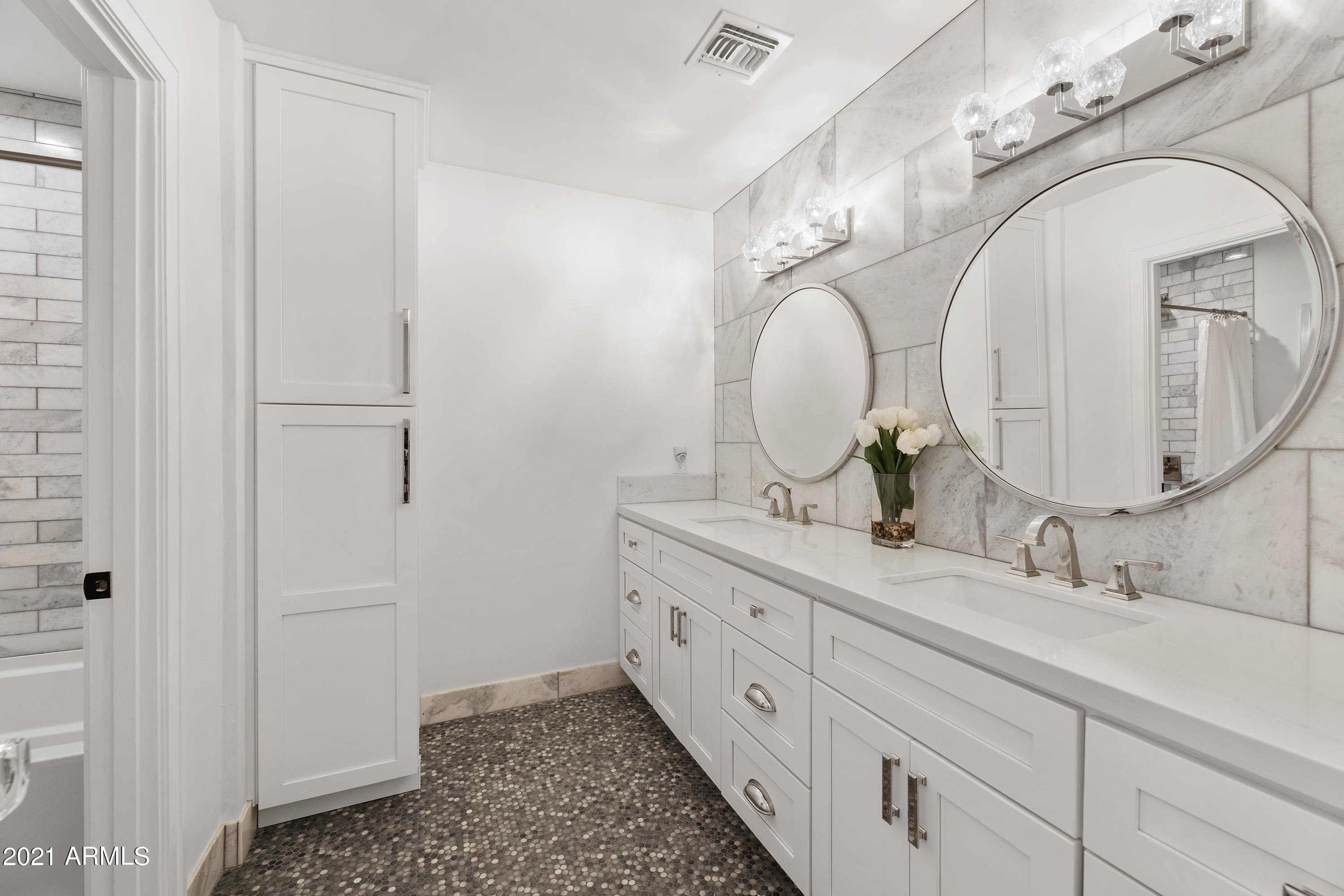 OAKHURST - Residential