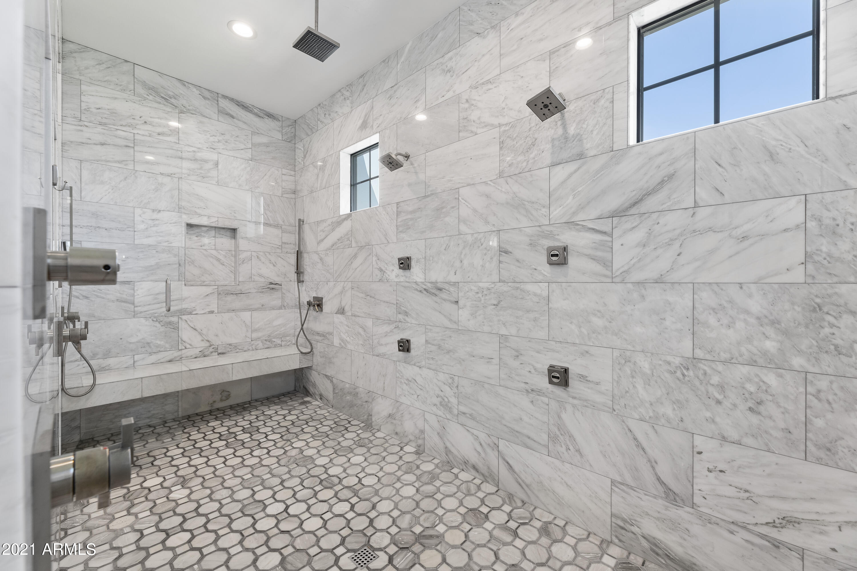 OAKHURST - Residential