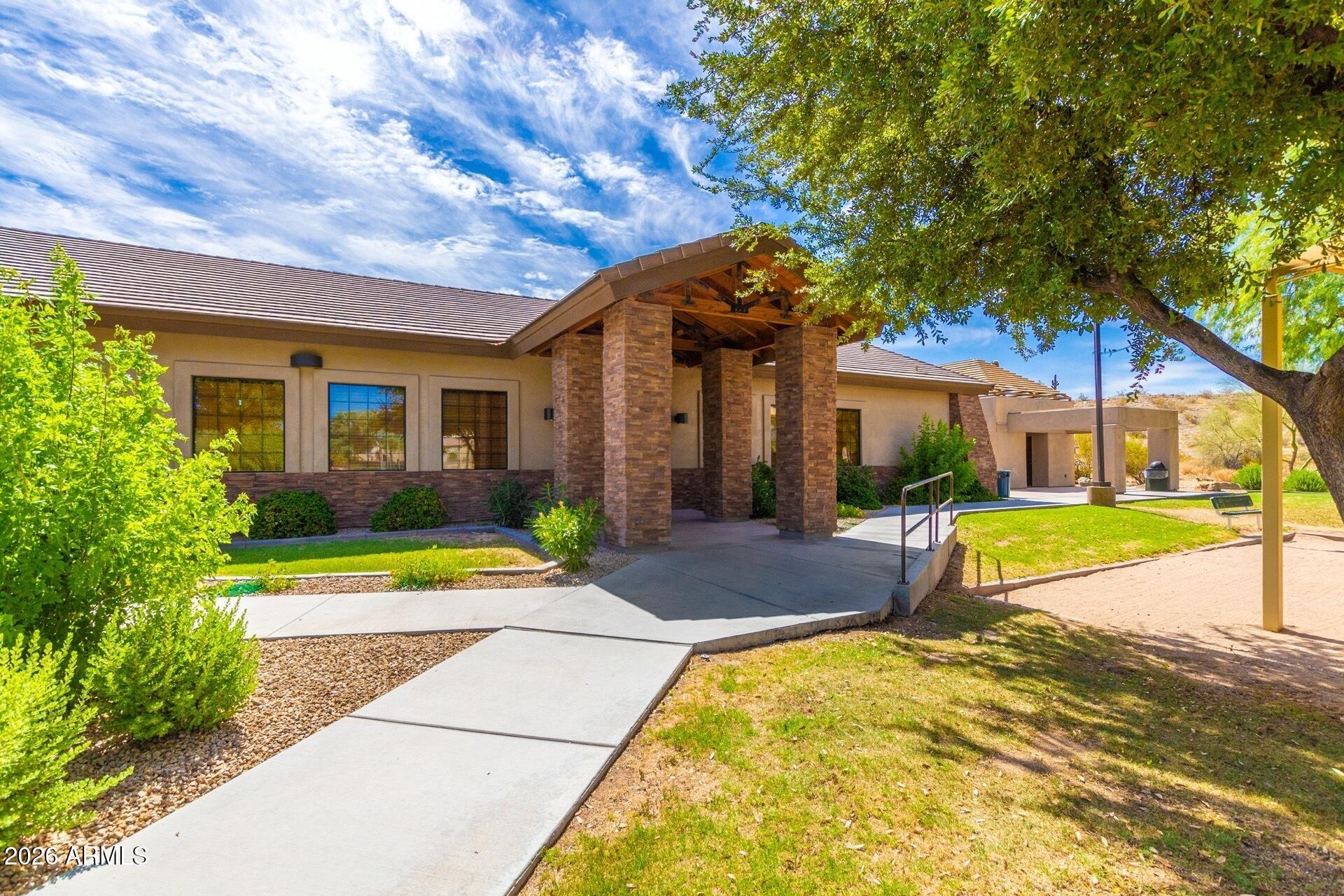 FOOTHILLS CLUB WEST - Residential