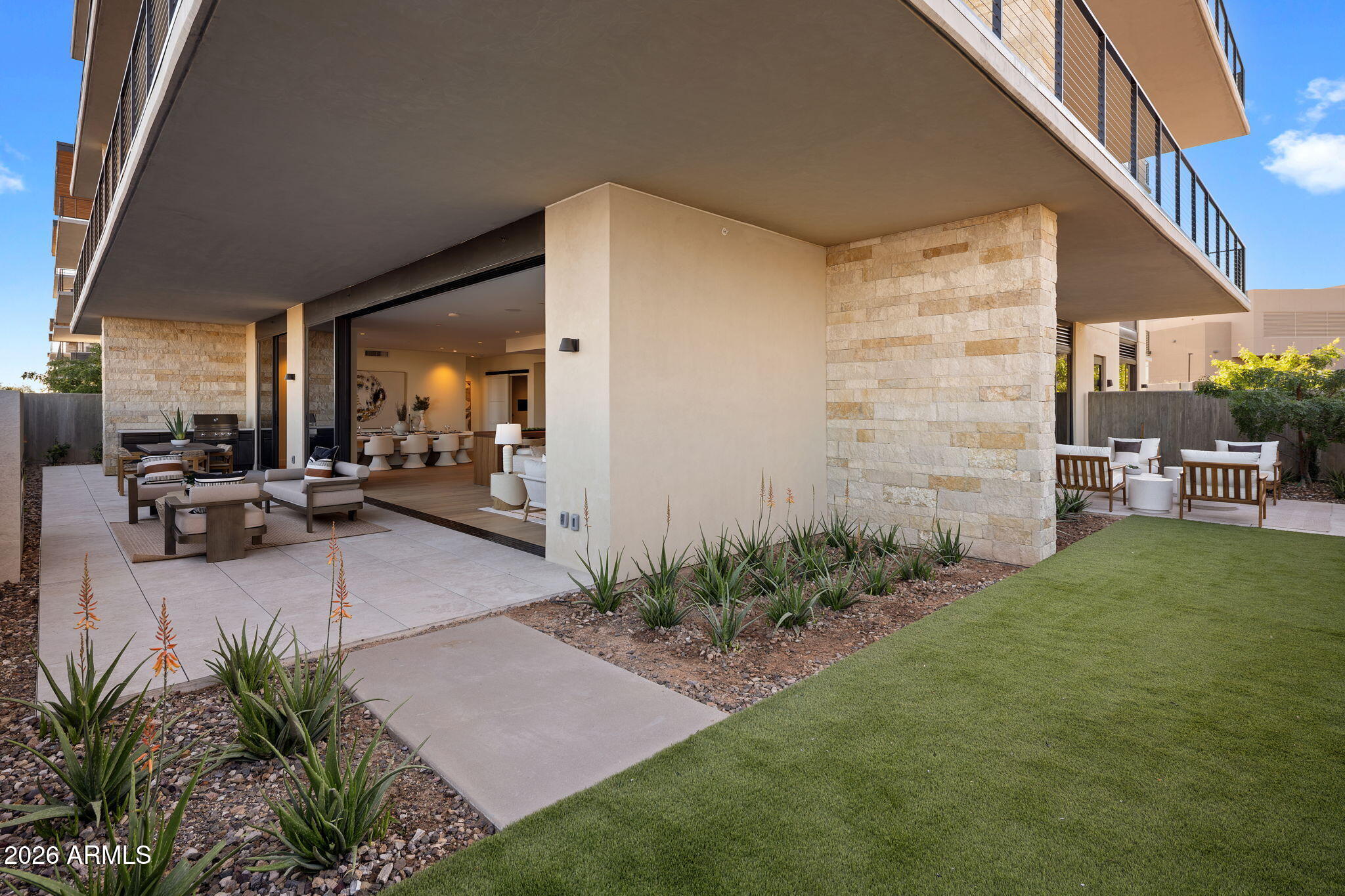 ASCENT AT THE PHOENICIAN CAMELBACK RESIDENCES - Residential