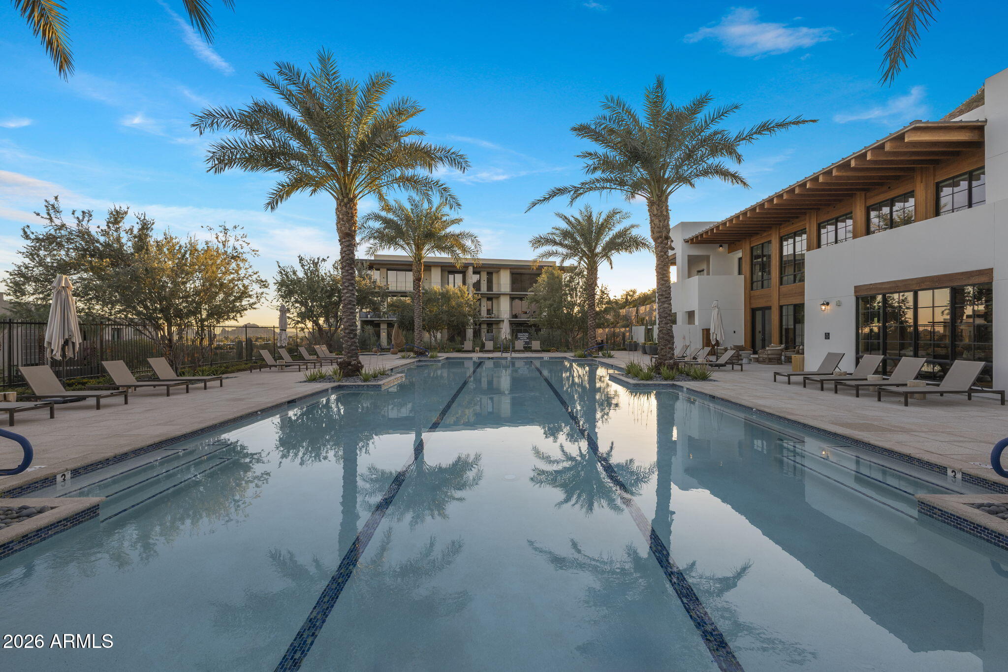 ASCENT AT THE PHOENICIAN CAMELBACK RESIDENCES - Residential
