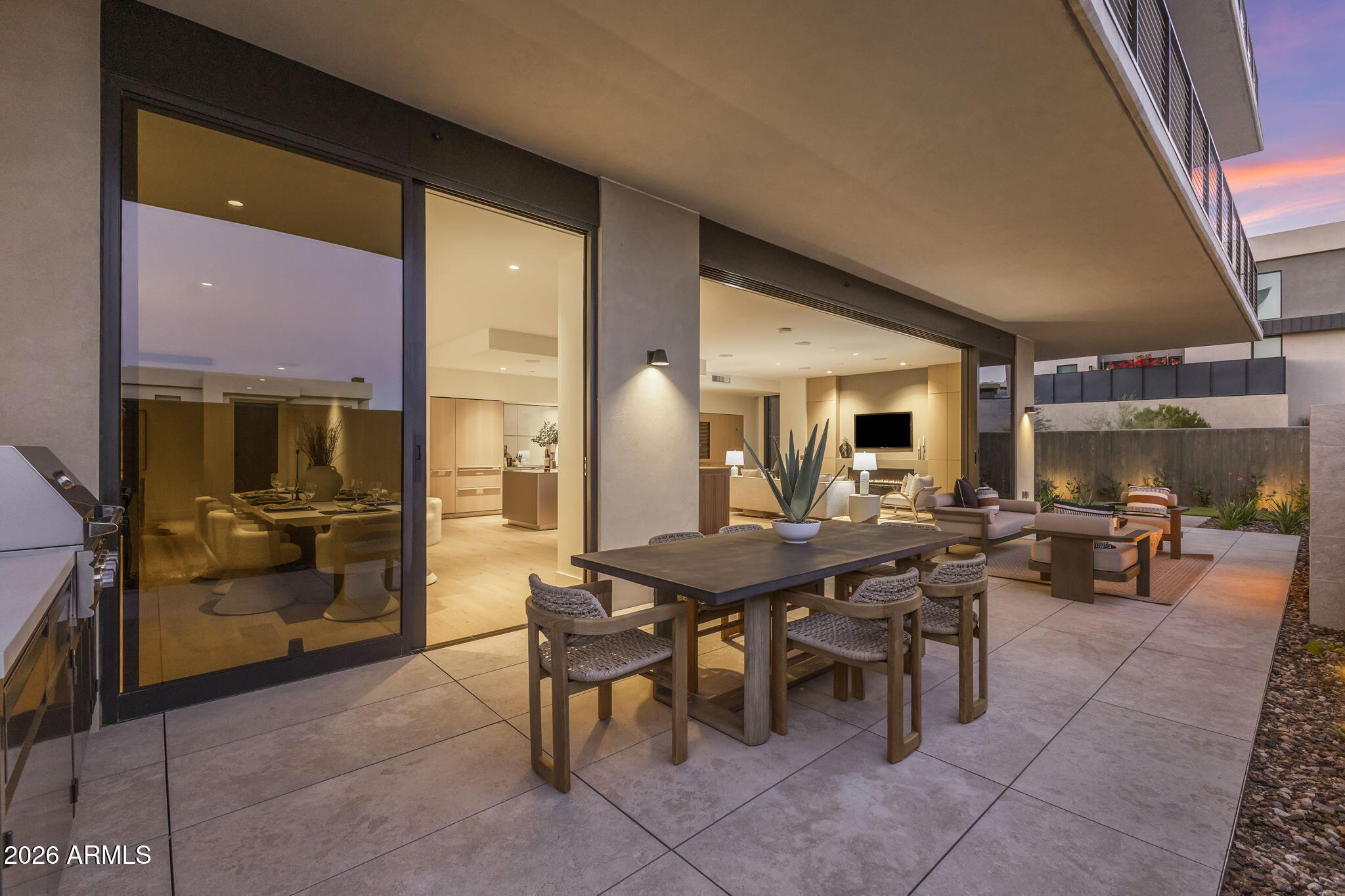 ASCENT AT THE PHOENICIAN CAMELBACK RESIDENCES - Residential