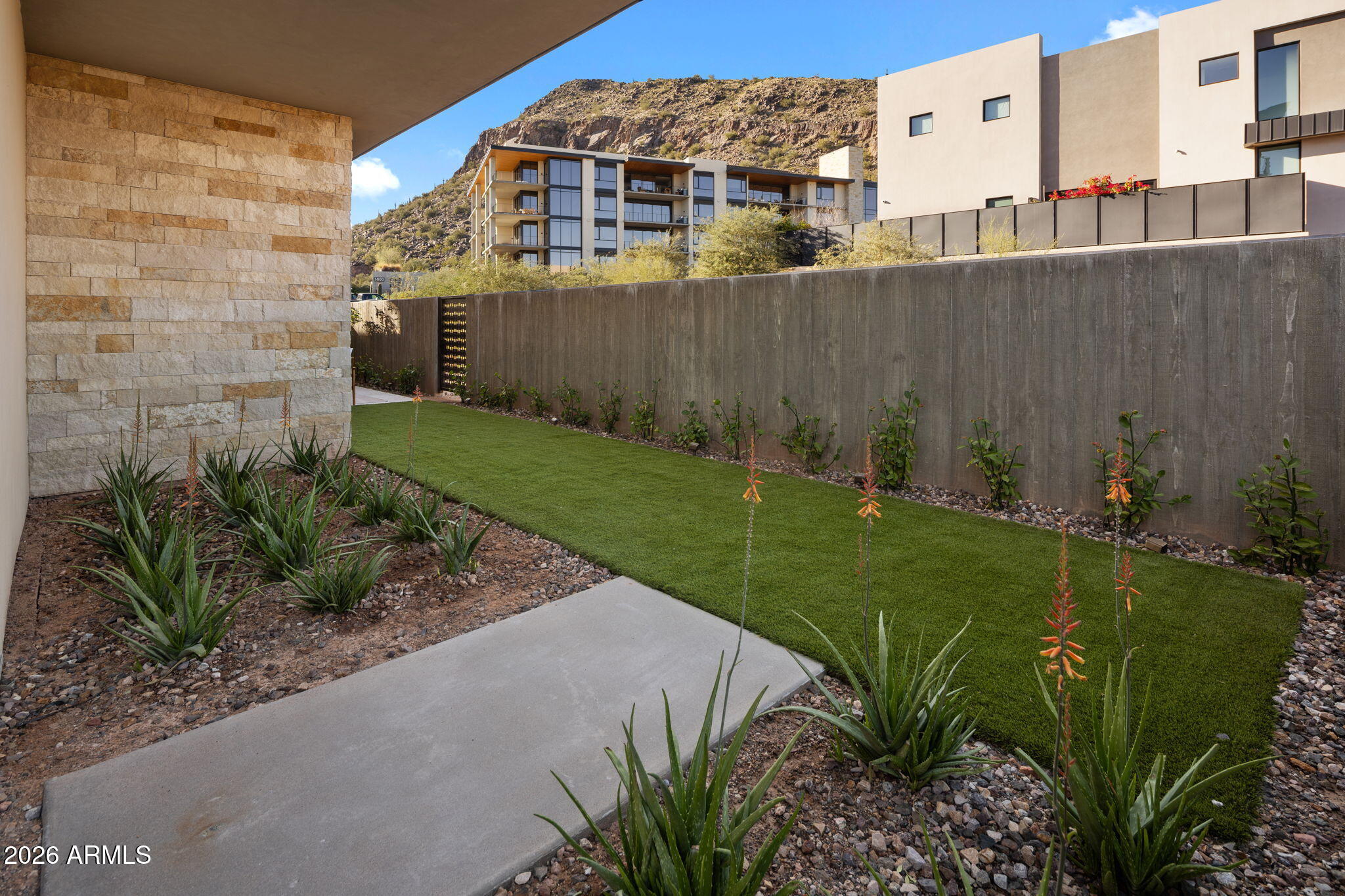 ASCENT AT THE PHOENICIAN CAMELBACK RESIDENCES - Residential