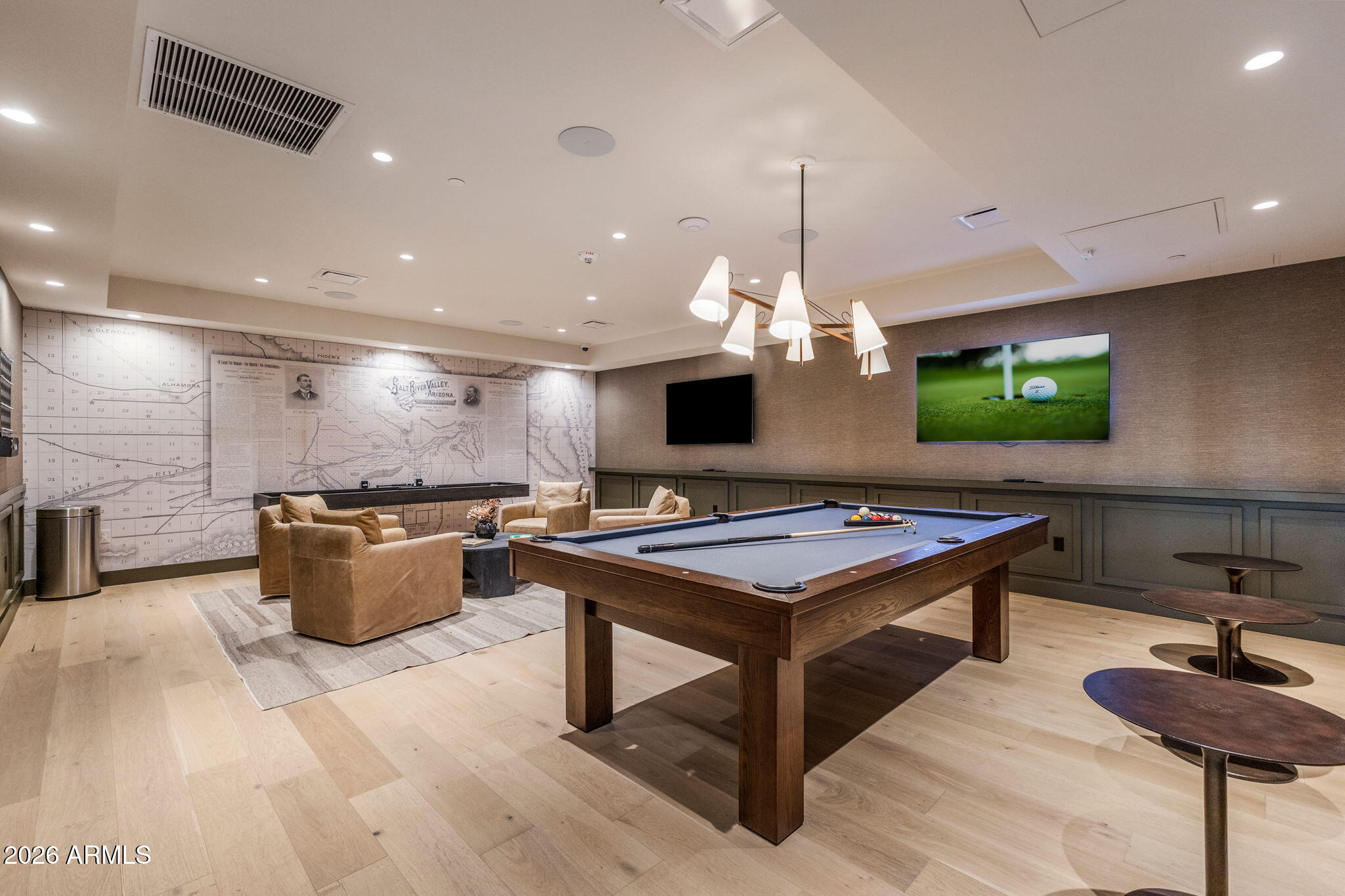 ASCENT AT THE PHOENICIAN CAMELBACK RESIDENCES - Residential