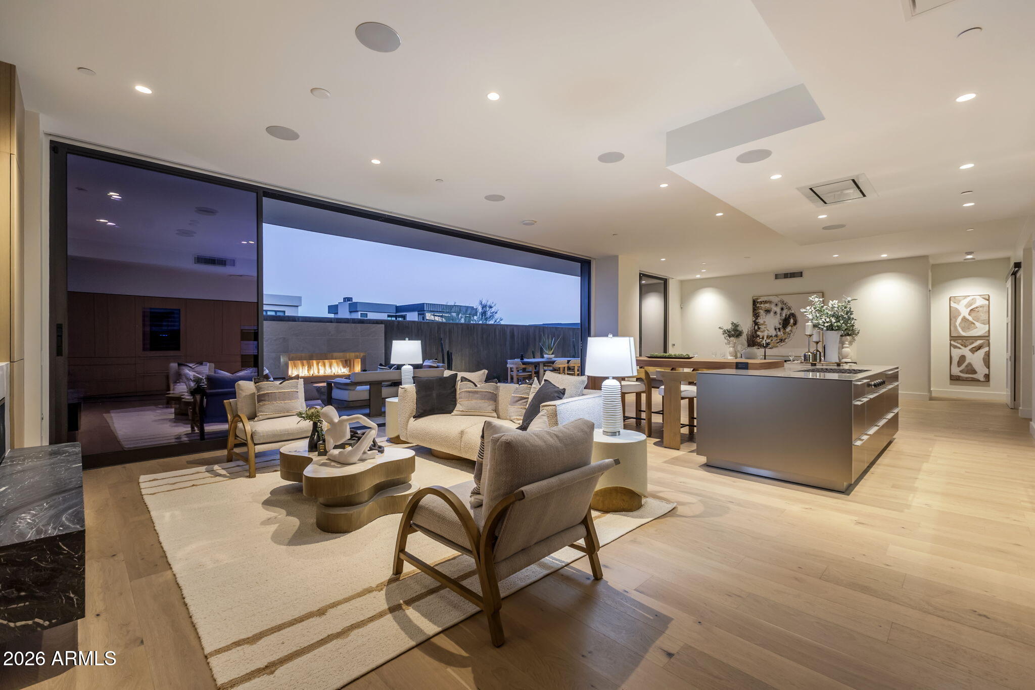 ASCENT AT THE PHOENICIAN CAMELBACK RESIDENCES - Residential