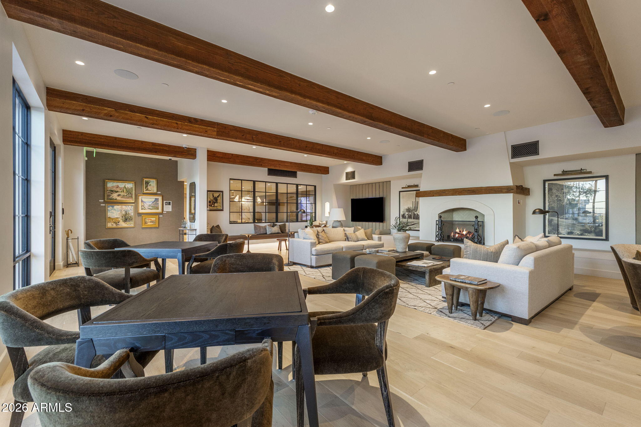 ASCENT AT THE PHOENICIAN CAMELBACK RESIDENCES - Residential