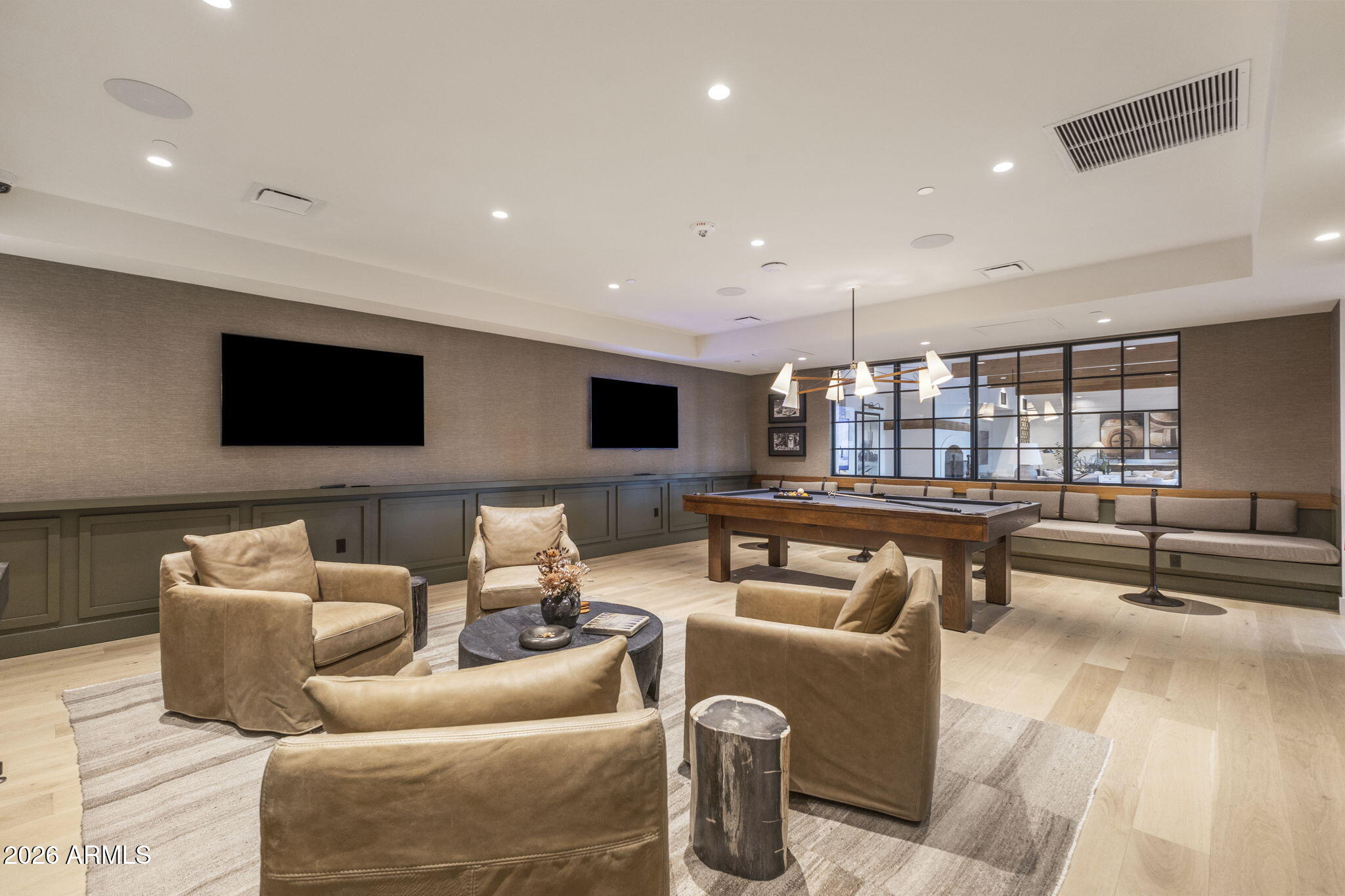 ASCENT AT THE PHOENICIAN CAMELBACK RESIDENCES - Residential