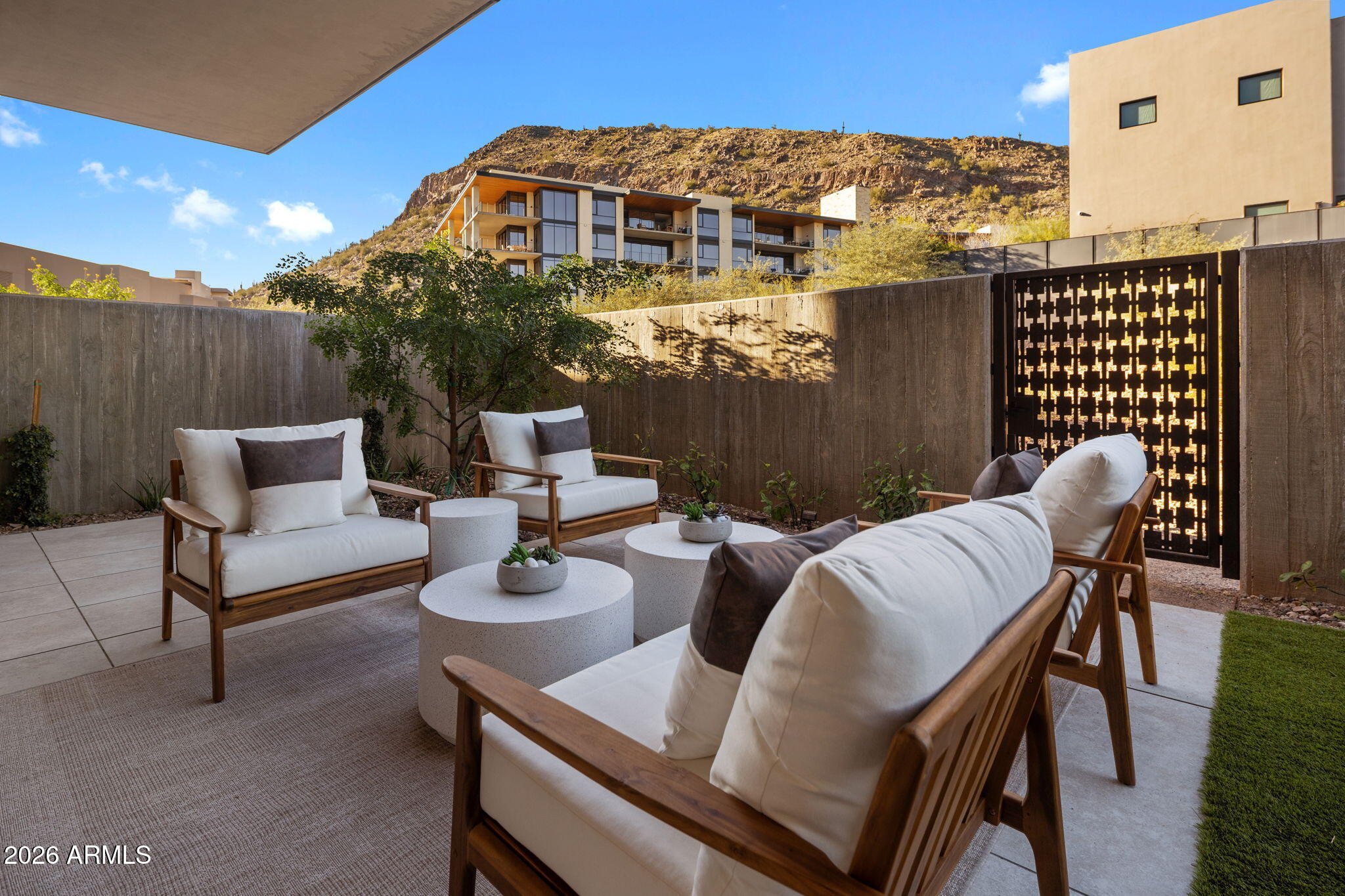 ASCENT AT THE PHOENICIAN CAMELBACK RESIDENCES - Residential