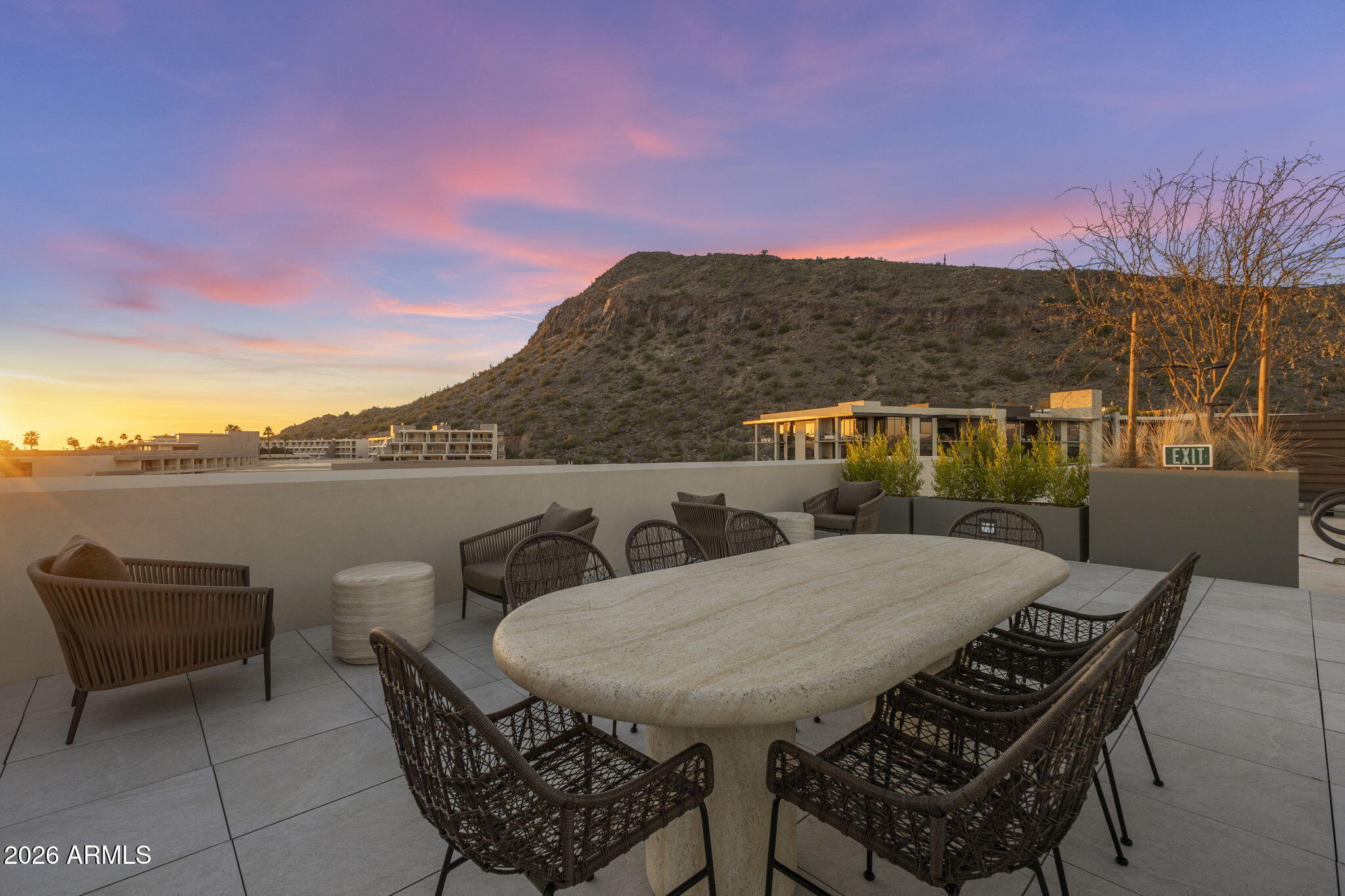 ASCENT AT THE PHOENICIAN CAMELBACK RESIDENCES - Residential