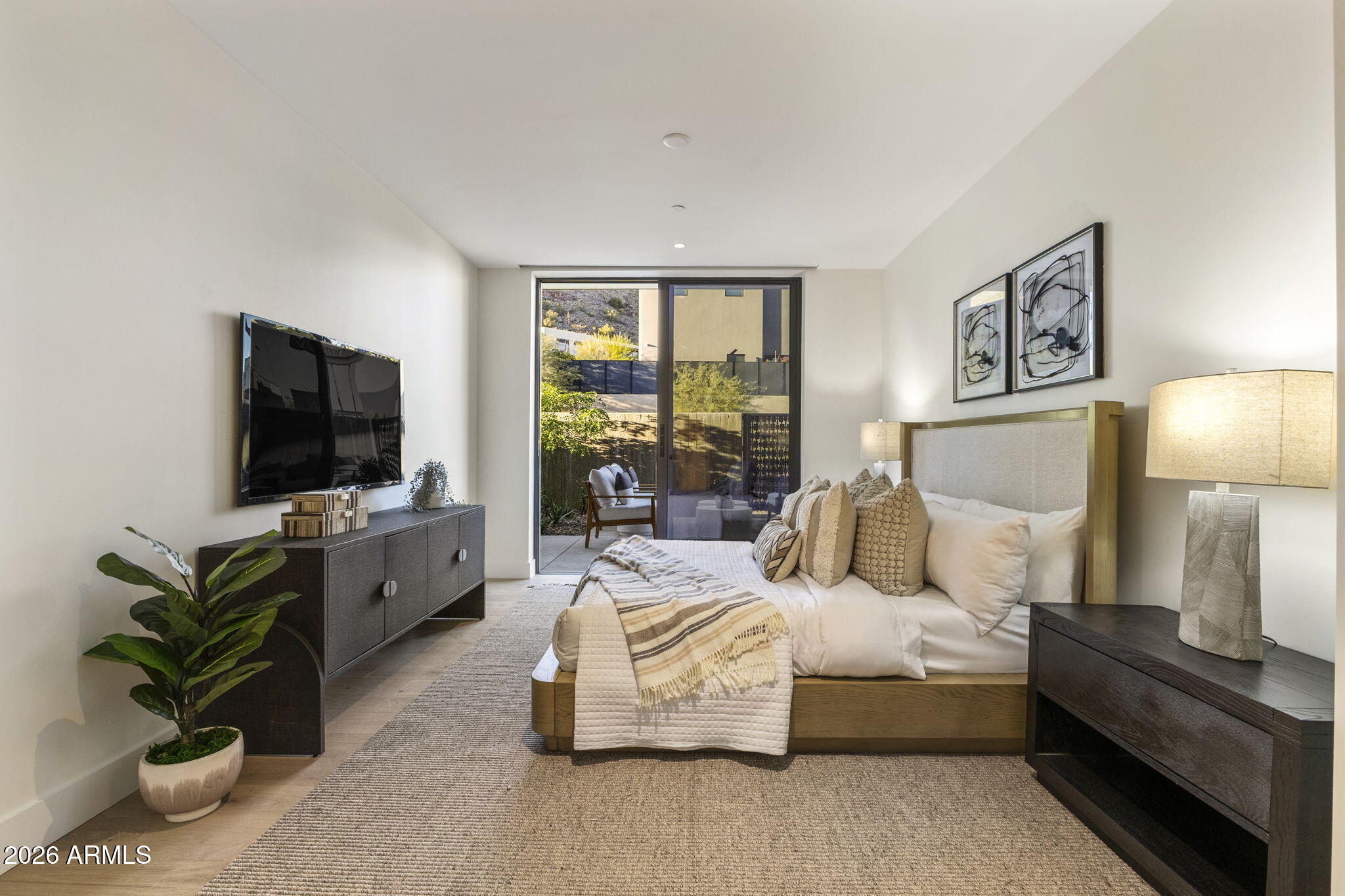 ASCENT AT THE PHOENICIAN CAMELBACK RESIDENCES - Residential