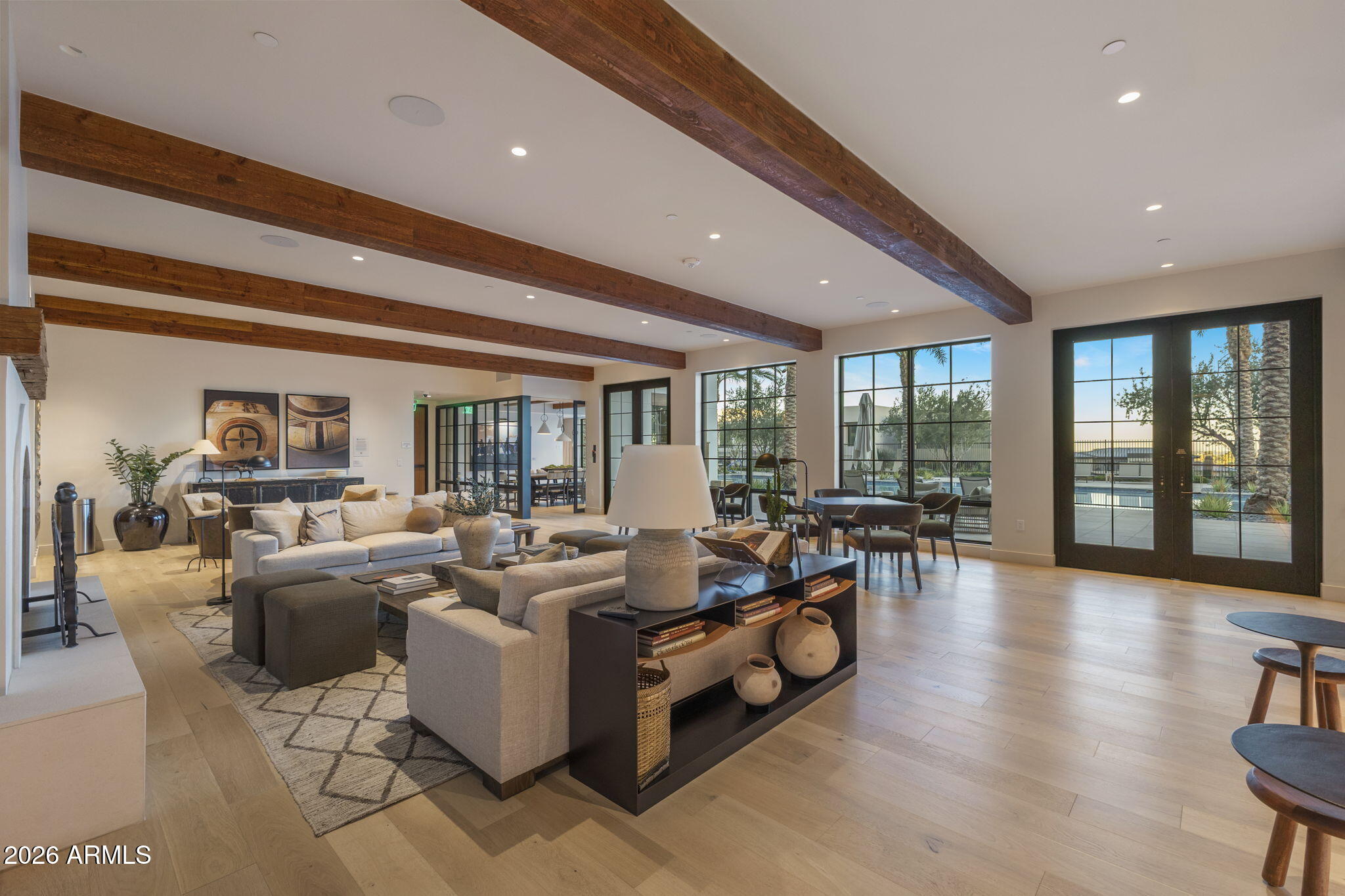 ASCENT AT THE PHOENICIAN CAMELBACK RESIDENCES - Residential