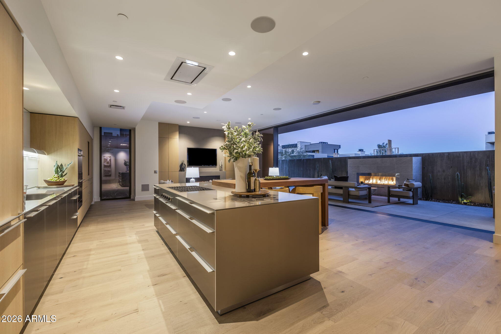 ASCENT AT THE PHOENICIAN CAMELBACK RESIDENCES - Residential