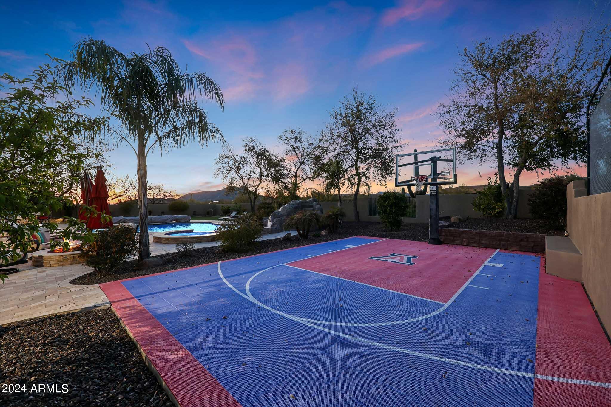 HIGH POINT RANCH - Residential