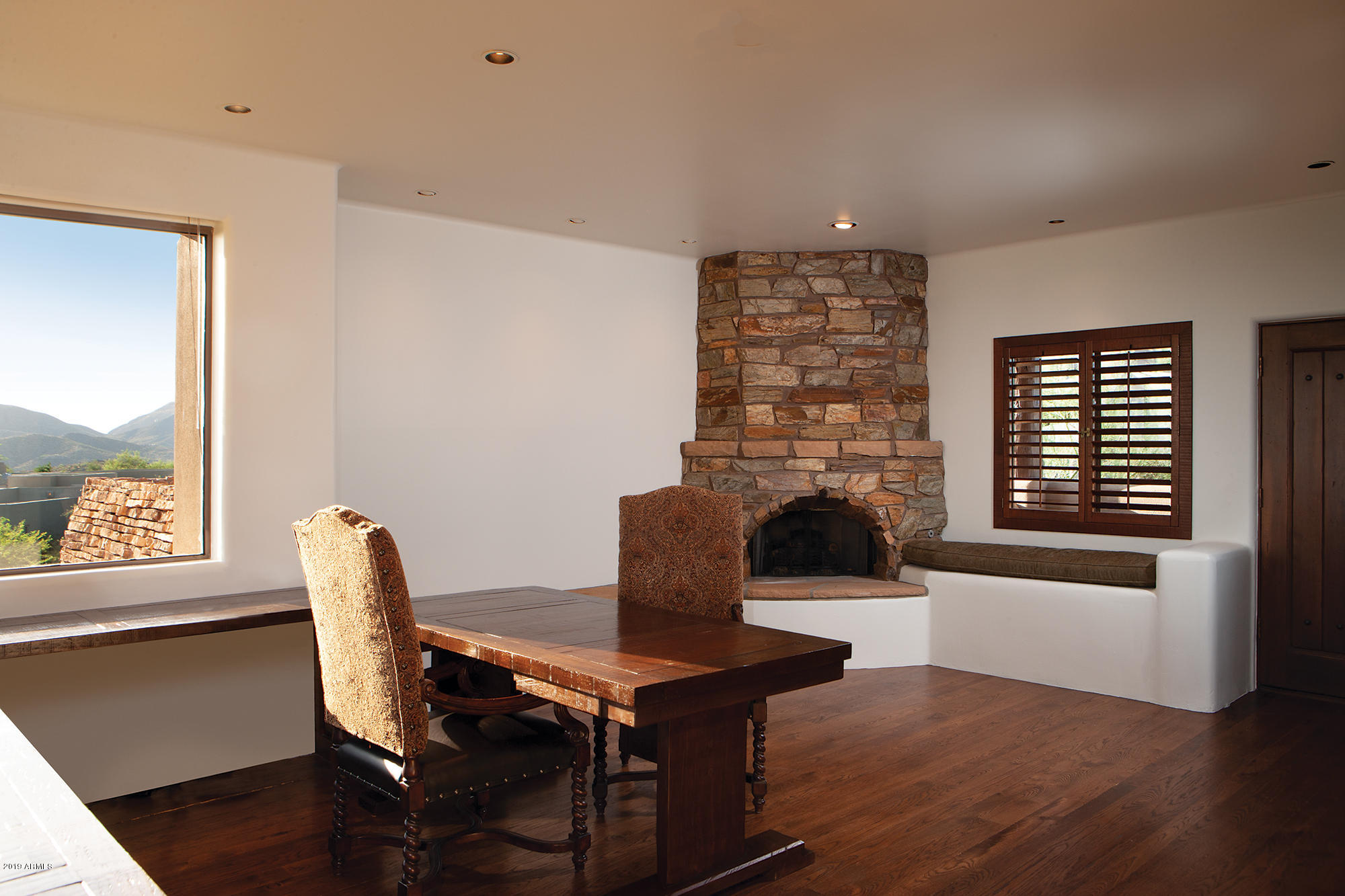 DESERT MOUNTAIN - Residential