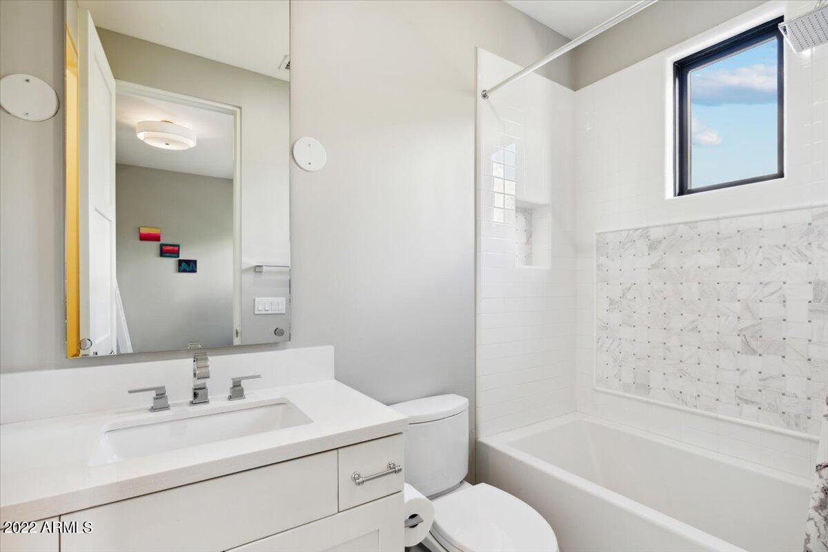 WHITE HORSE - Residential